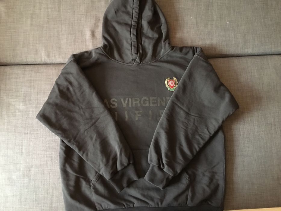 Yeezy las hot sale virgenes hoodie