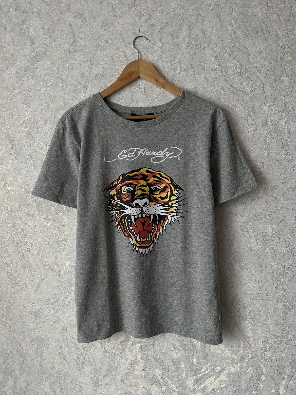 Ed Hardy Tiger Printed Logo t shirt