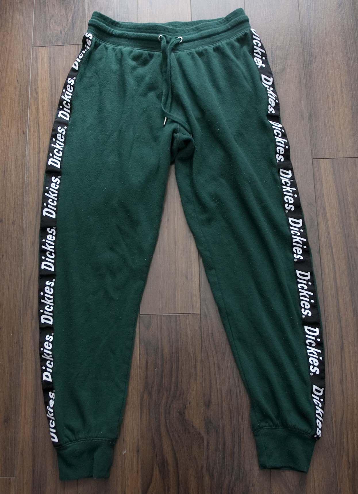 Dickies Dickies Jogger Sweatpants Green Spell Out Size M / 32x27.5 Size US 32 / EU 48 - 1 Thumbnail