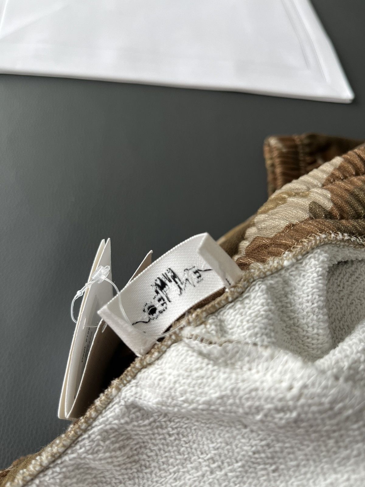 Celine × Hedi Slimane Brand New Super Runway Limited Edition Celine Logo Sweatpant Size US 34 / EU 50 - 11 Thumbnail