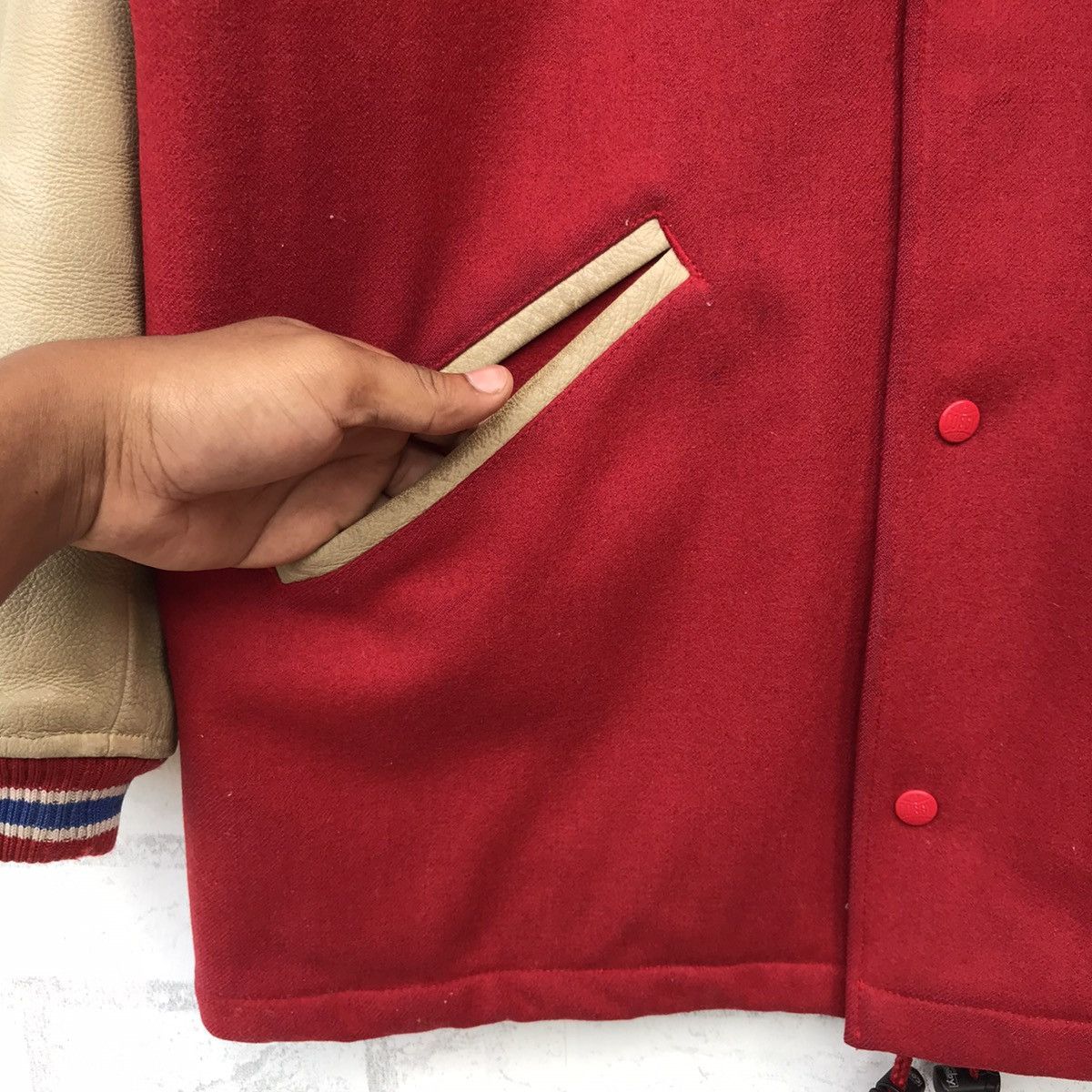 Vintage Vintage 90s Cosby Varsity Jacket Leather Sleeve Size US L / EU 52-54 / 3 - 16 Thumbnail