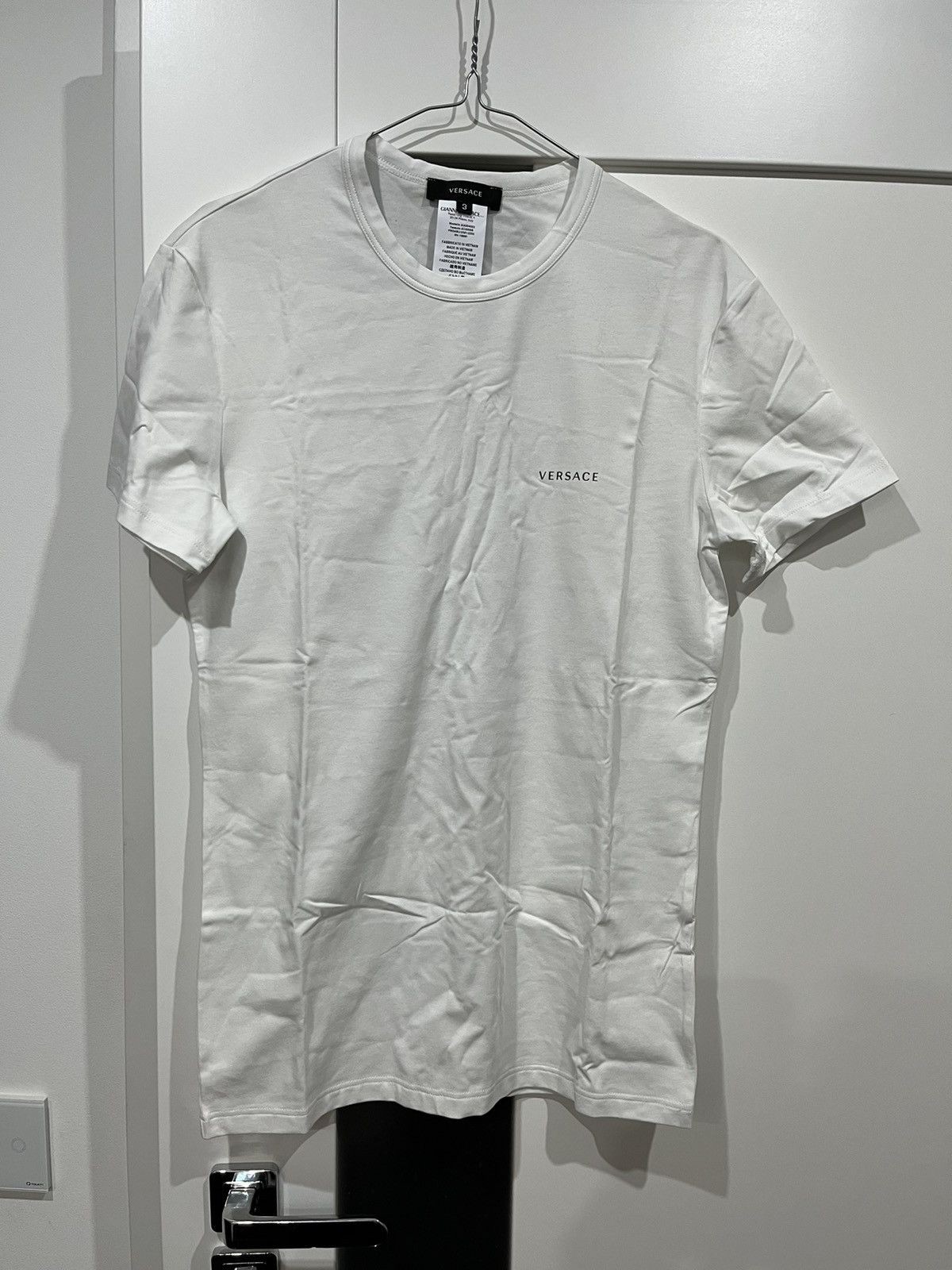 Versace Versace t shirt, size s, white Size US S / EU 44-46 / 1 - 1 Thumbnail