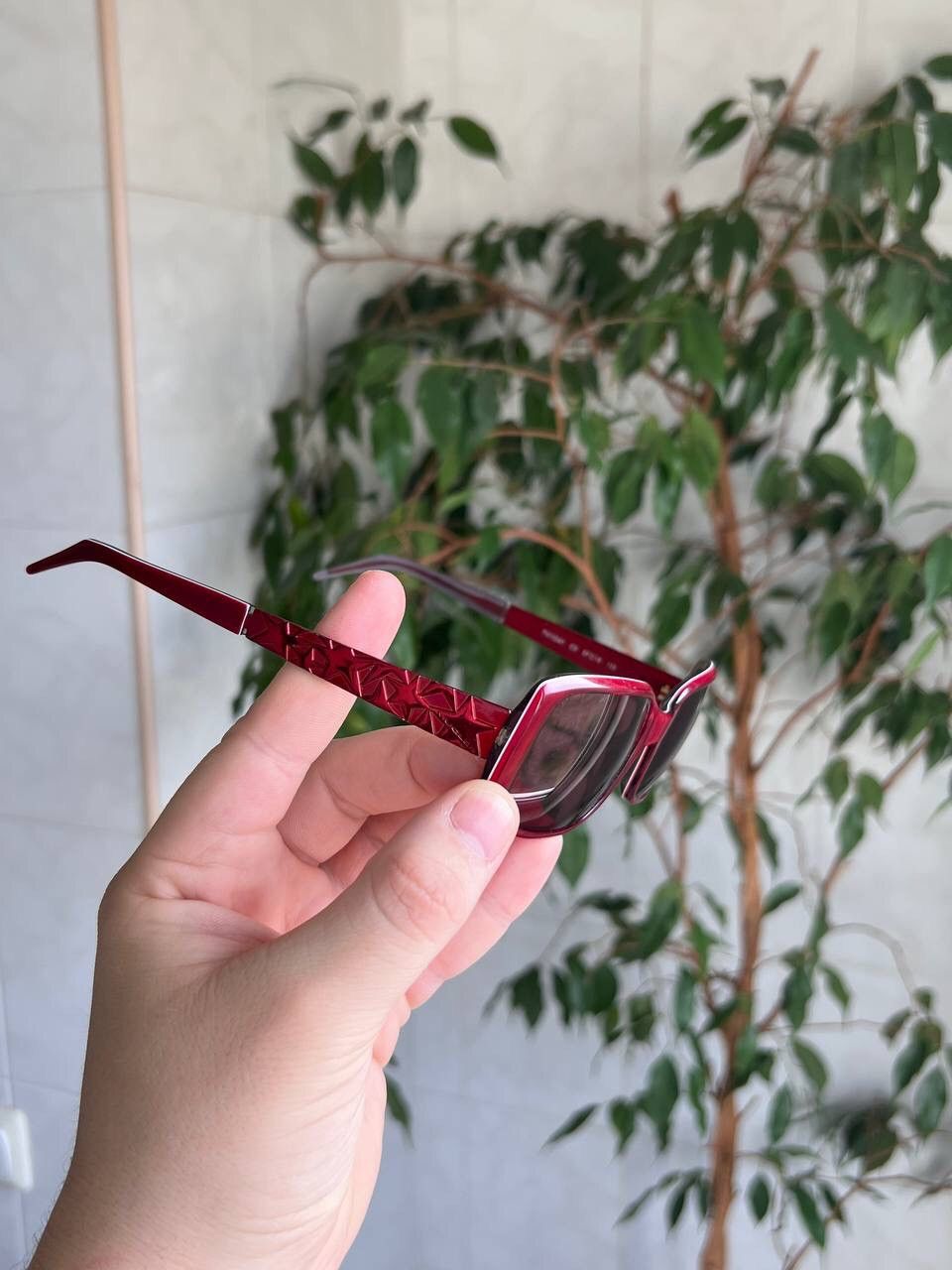 Japanese Brand × Thierry Mugler × Vintage Mugler Red Stars Vintage Sunglasses Size ONE SIZE - 4 Thumbnail