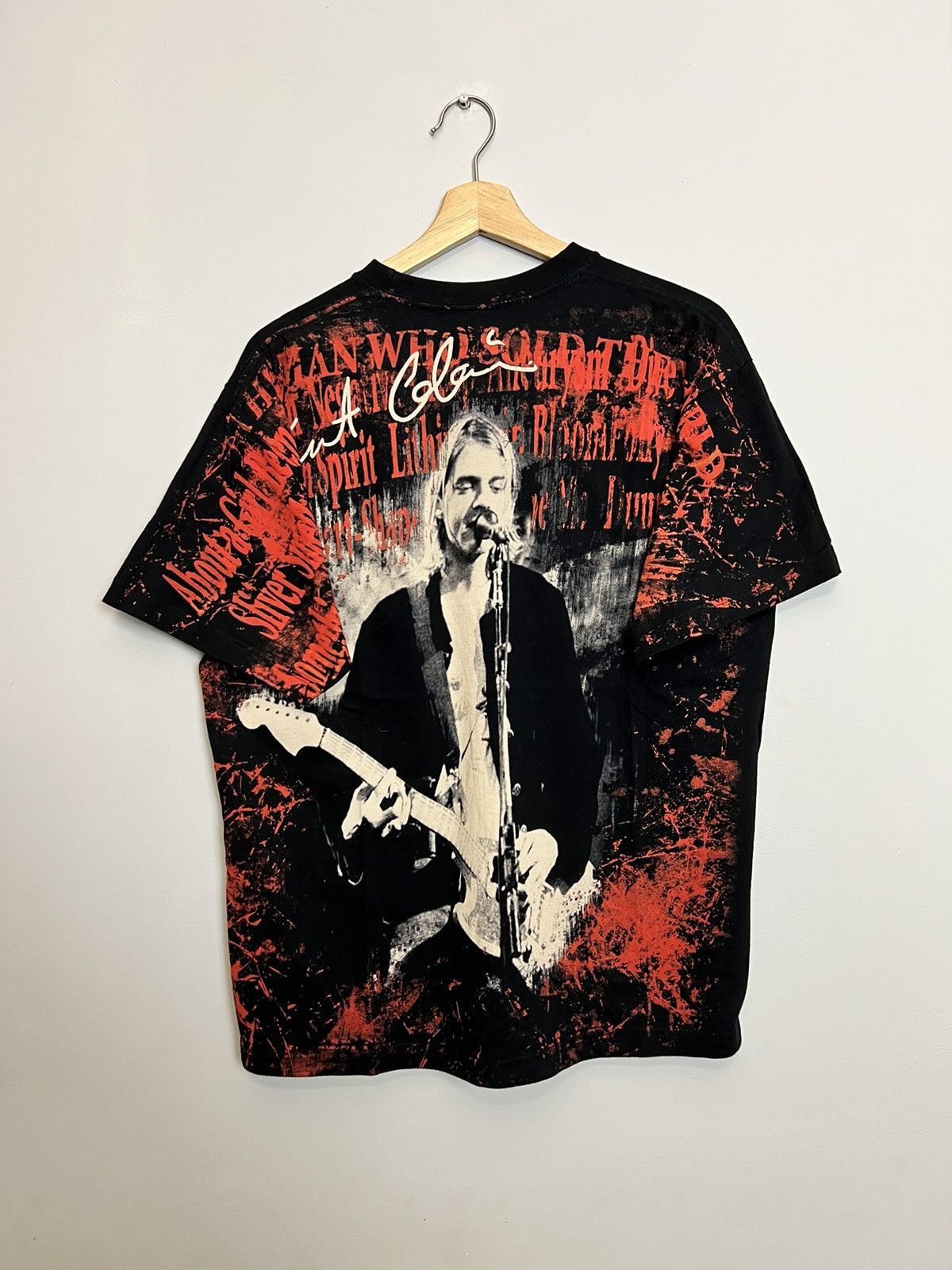 Band Tees Rare Vintage Kurt Cobain 00s AOP Grail Tshirt Nirvana Grunge Size US L / EU 52-54 / 3 - 2 Thumbnail