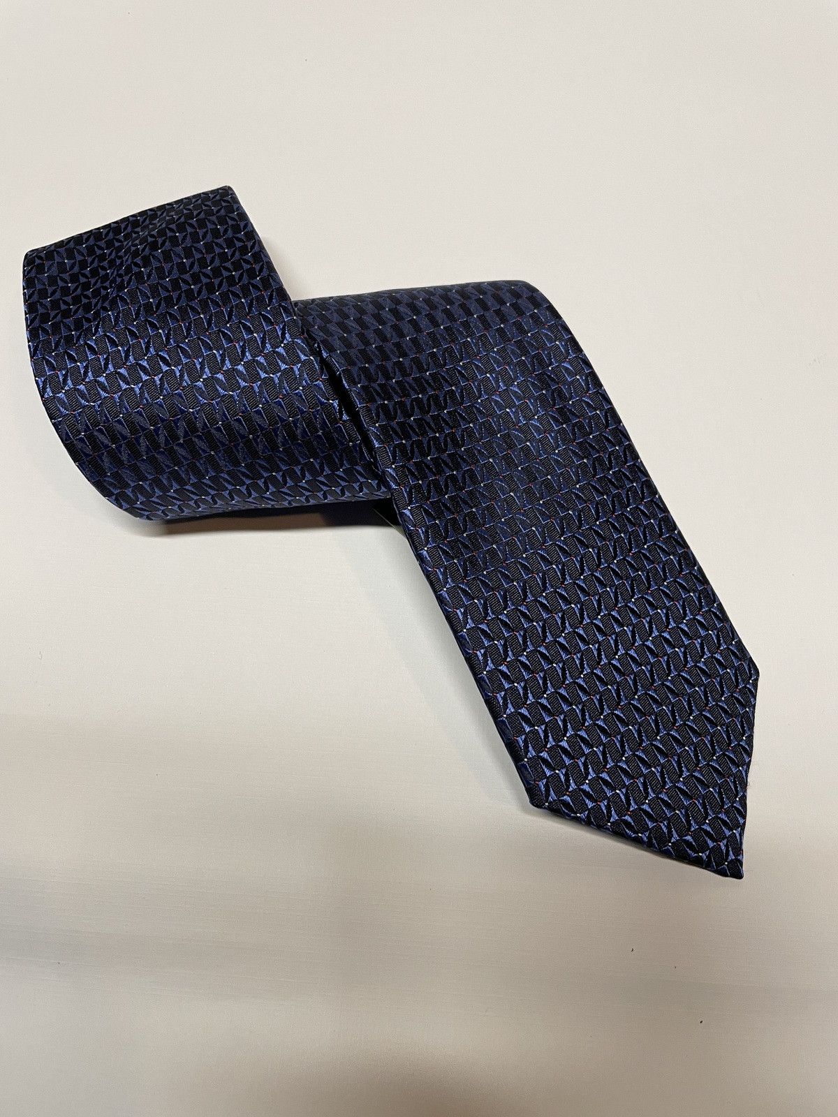 Canali Neat Silk Tie In Navy, Size Regular