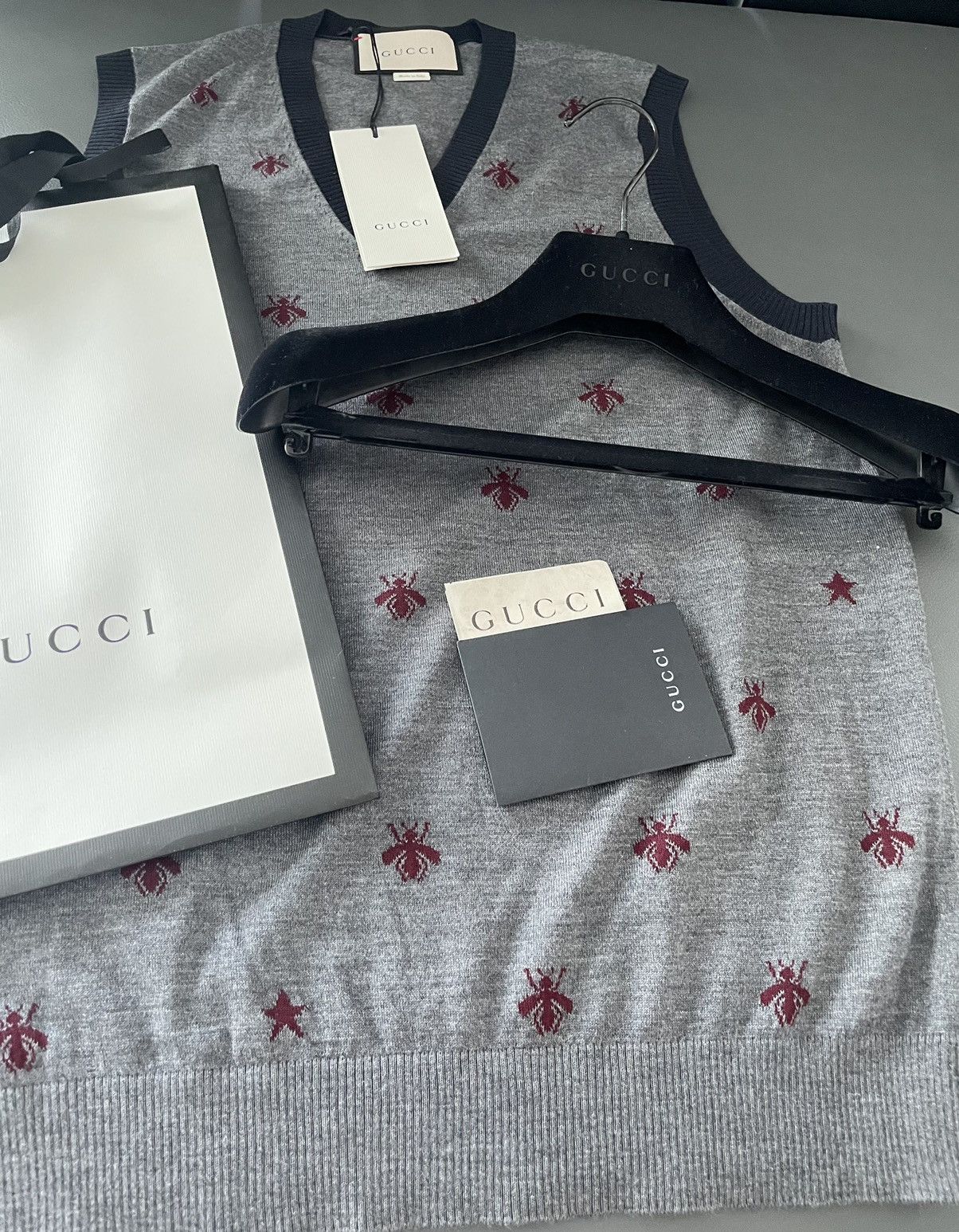 Gucci $2k Value Super Runway Bee V-neck Fine Wool Knit Sweater Size US M / EU 48-50 / 2 - 11 Thumbnail