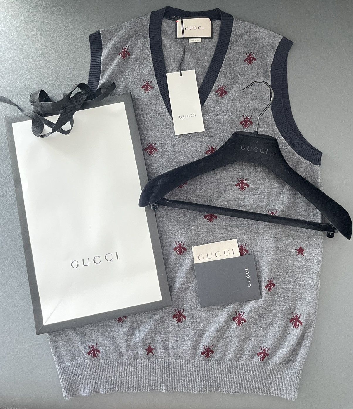 Gucci $2k Value Super Runway Bee V-neck Fine Wool Knit Sweater Size US M / EU 48-50 / 2 - 15 Thumbnail