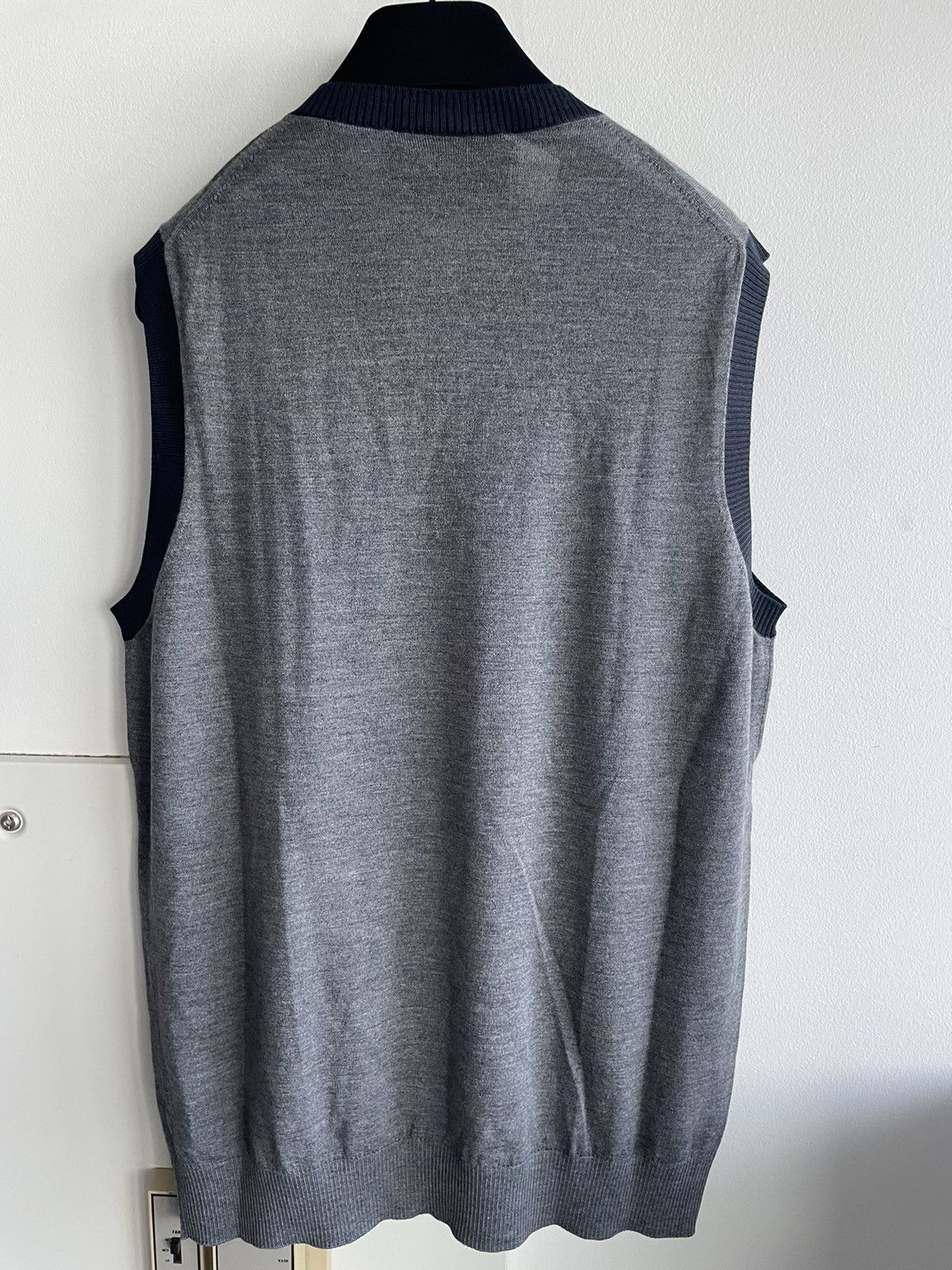 Gucci $2k Value Super Runway Bee V-neck Fine Wool Knit Sweater Size US M / EU 48-50 / 2 - 9 Thumbnail