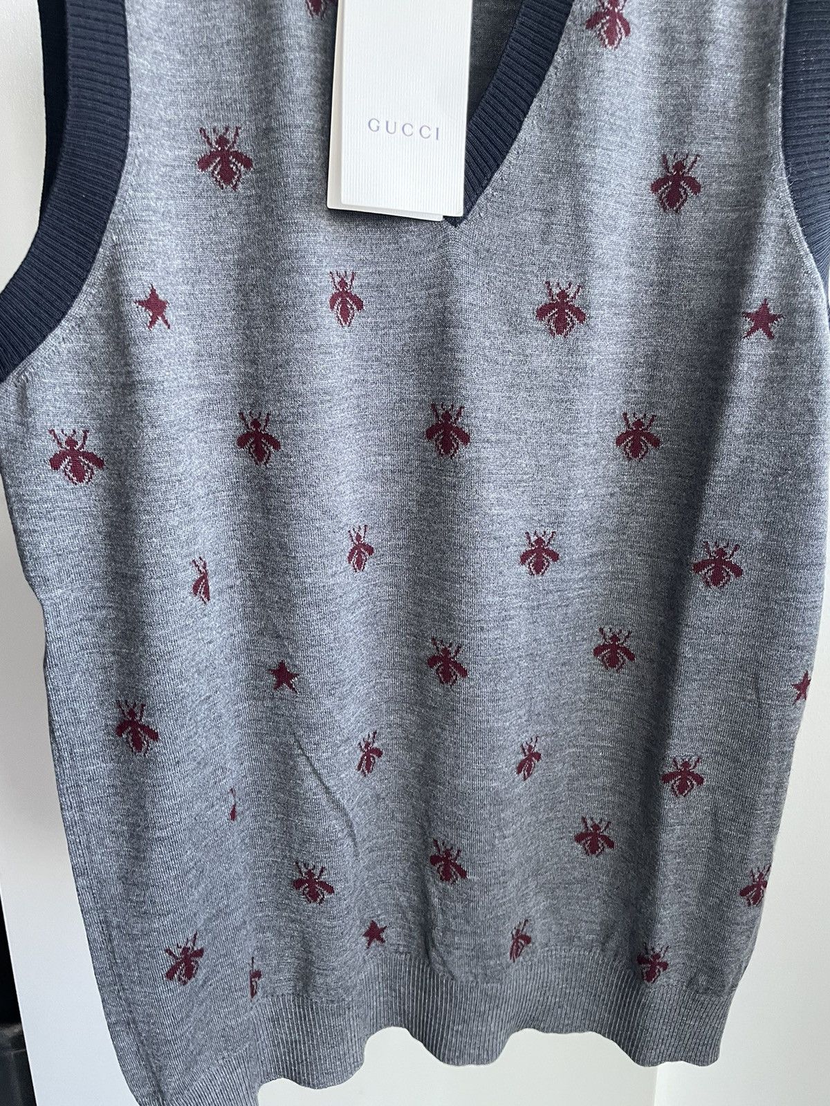 Gucci $2k Value Super Runway Bee V-neck Fine Wool Knit Sweater Size US M / EU 48-50 / 2 - 20 Thumbnail