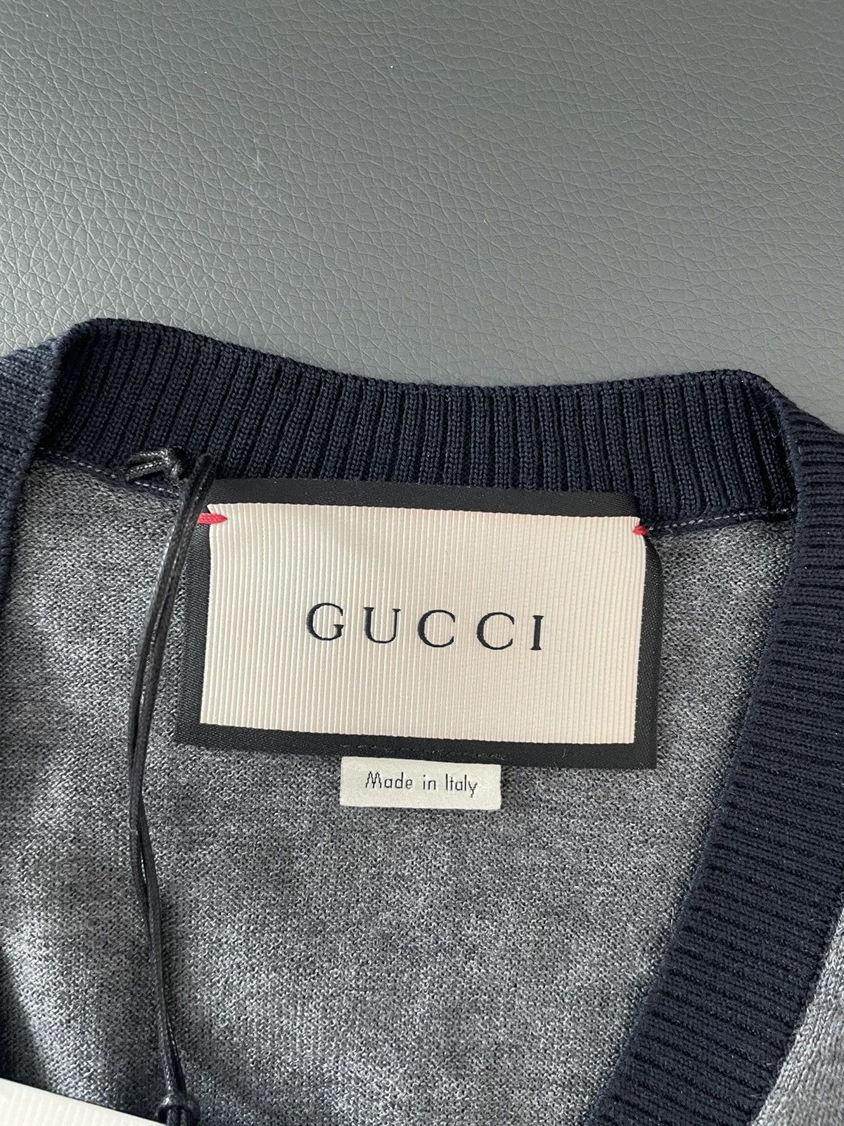 Gucci $2k Value Super Runway Bee V-neck Fine Wool Knit Sweater Size US M / EU 48-50 / 2 - 13 Thumbnail
