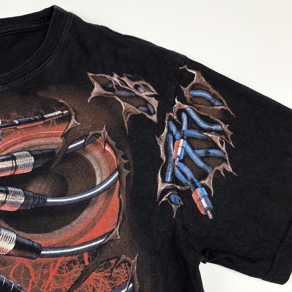 Band Tees × Vintage Vintage Rock Band T Shirt Heavy Metal Graphic Art Hype Y2K Size US XL / EU 56 / 4 - 6 Thumbnail