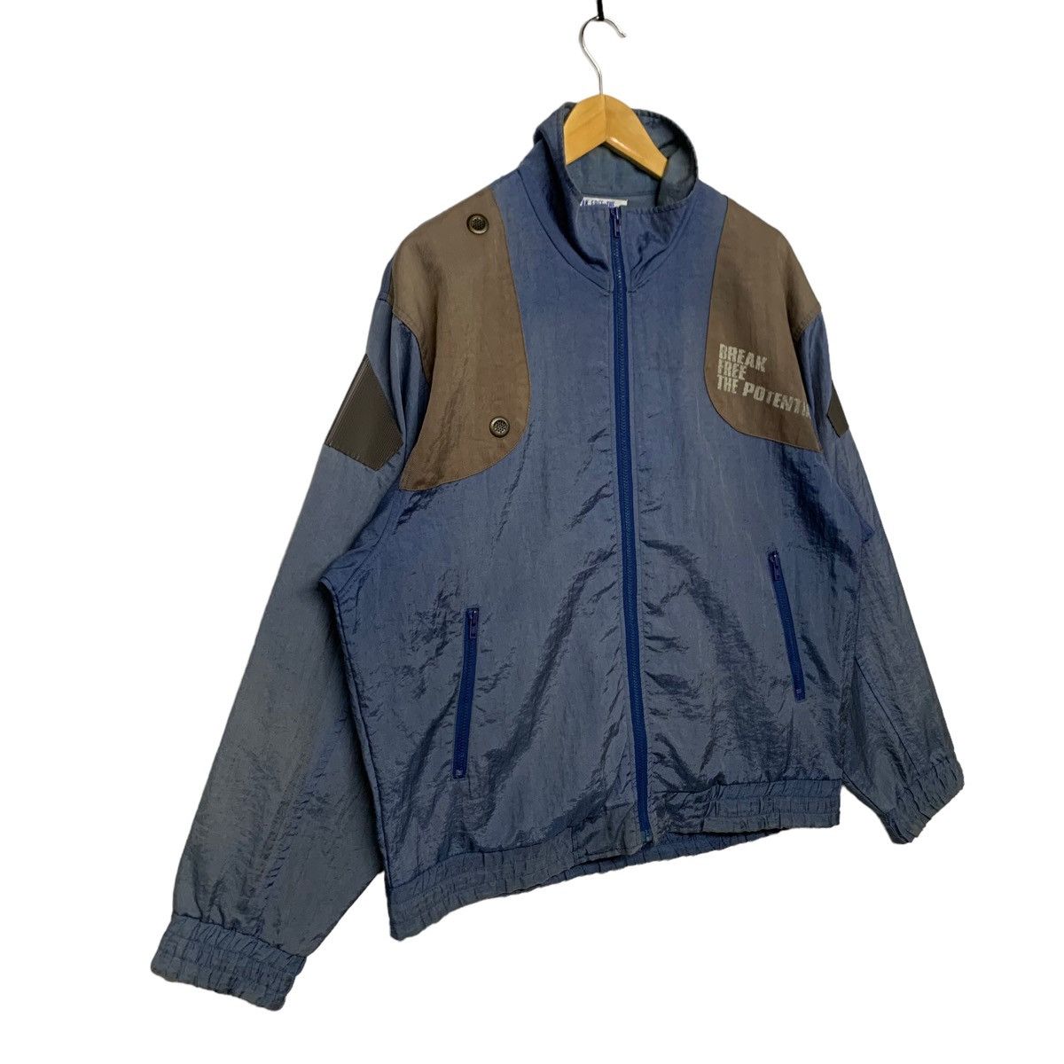 Japanese Brand Vintage Suzuki Racing Team Windbreaker Size US L / EU 52-54 / 3 - 3 Thumbnail