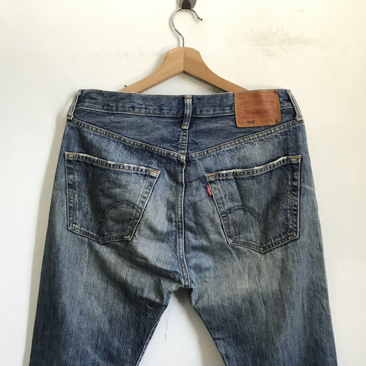Levi's Vintage Levis 501 Distressed Denim Jeans Size US 31 - 6 Thumbnail