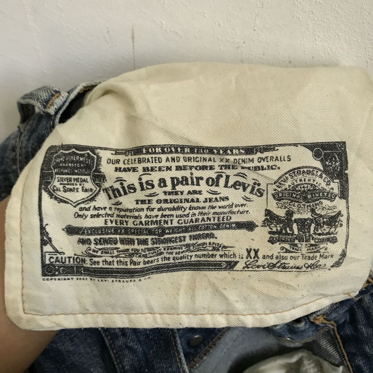 Levi's Vintage Levis 501 Distressed Denim Jeans Size US 31 - 9 Thumbnail