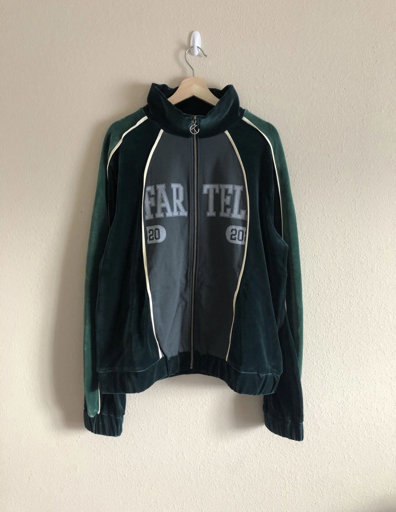 image of F/w 20 Telfar Velour Jacket in Green, Men's (Size XL)