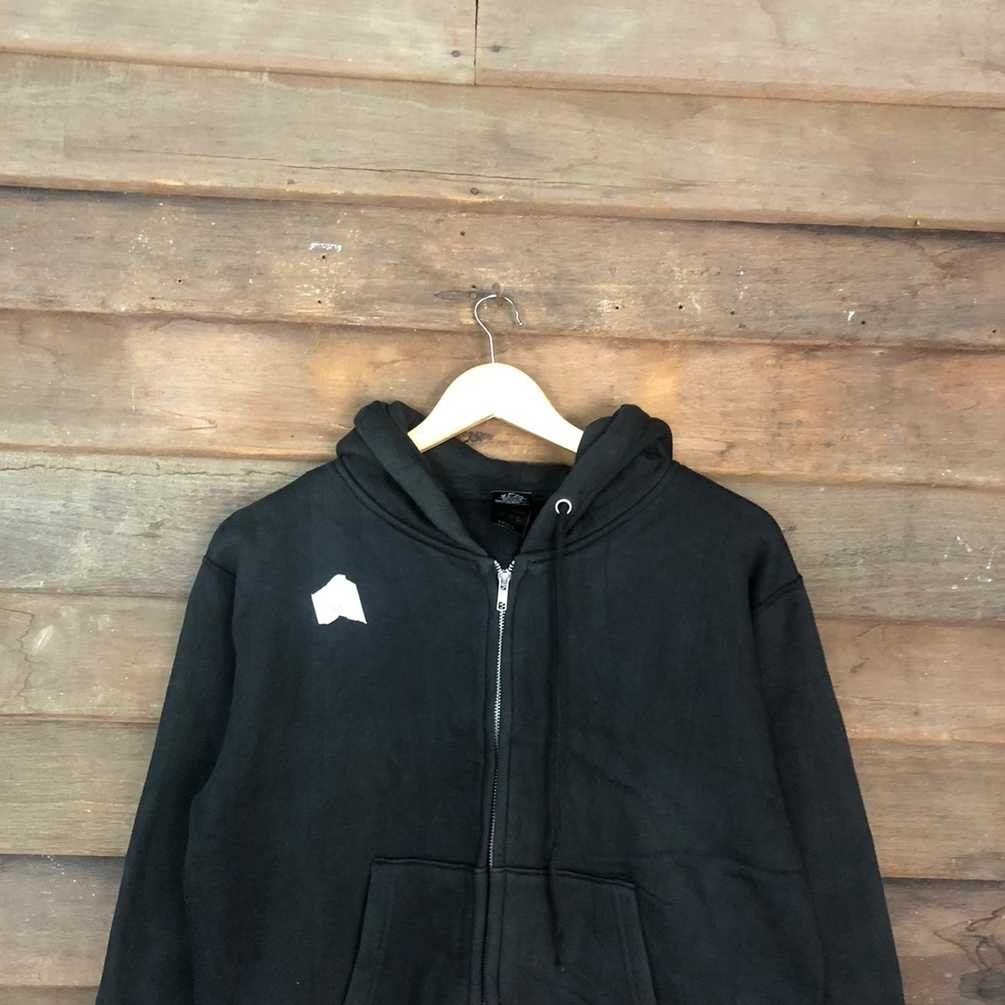 Vintage Kinjo Gakuin University Cross Stitch Black Hoodies #336B Size US M / EU 48-50 / 2 - 5 Thumbnail