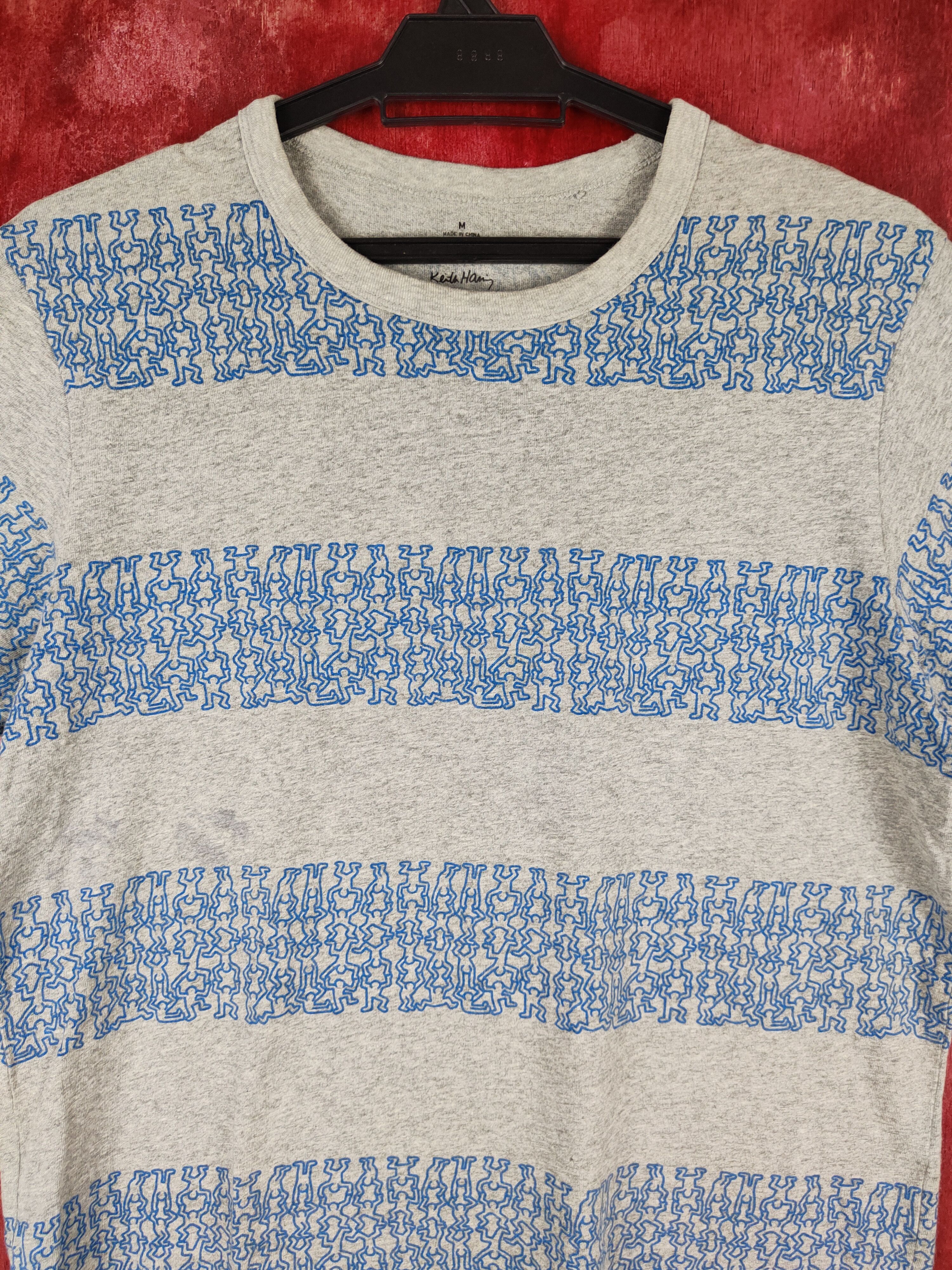 Keith Haring Uniqlo X Keith Haring Gray/Blue Short Sleeve T-shirt #S648 Size US M / EU 48-50 / 2 - 2 Thumbnail