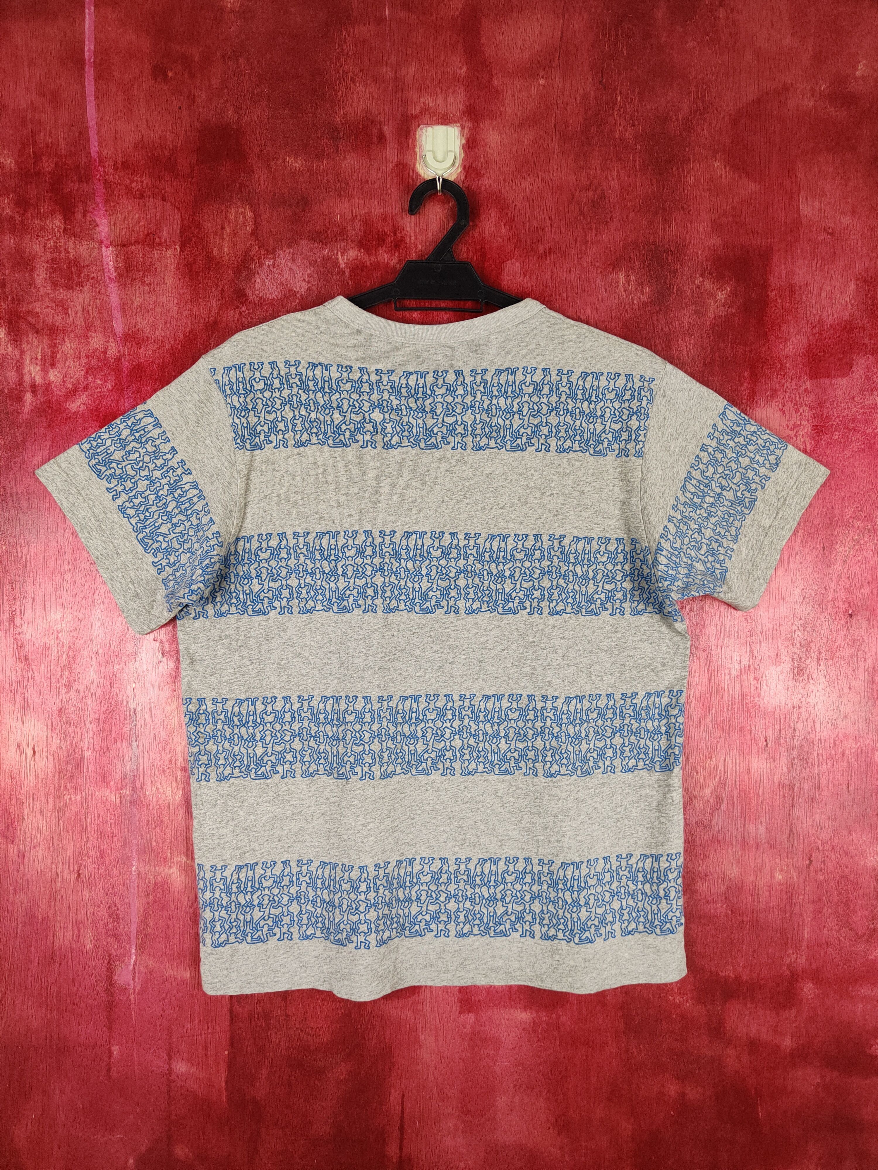 Keith Haring Uniqlo X Keith Haring Gray/Blue Short Sleeve T-shirt #S648 Size US M / EU 48-50 / 2 - 7 Thumbnail