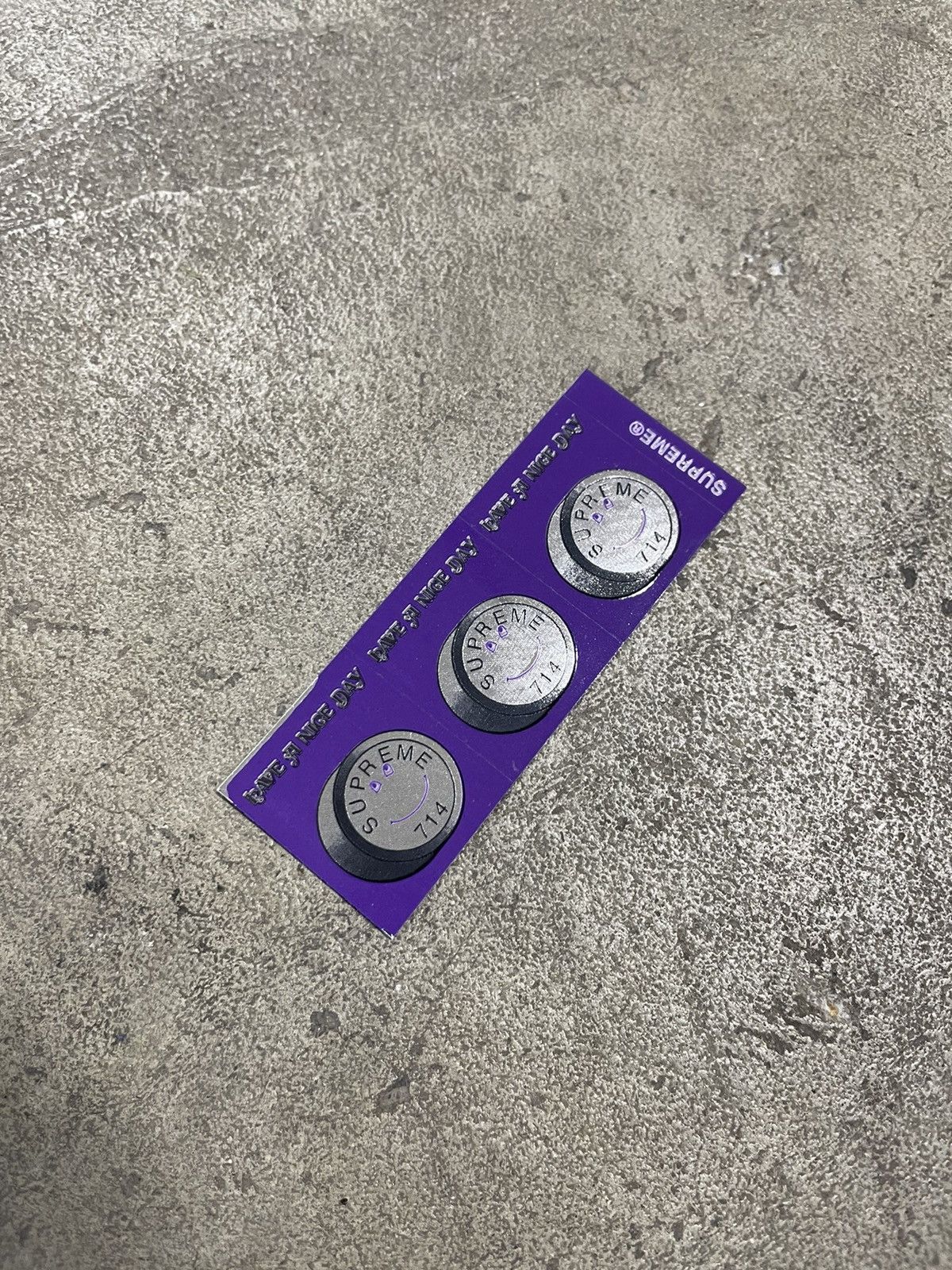 Supreme Supreme Lude Have a Nice Day Sticker Size ONE SIZE - 1 Thumbnail