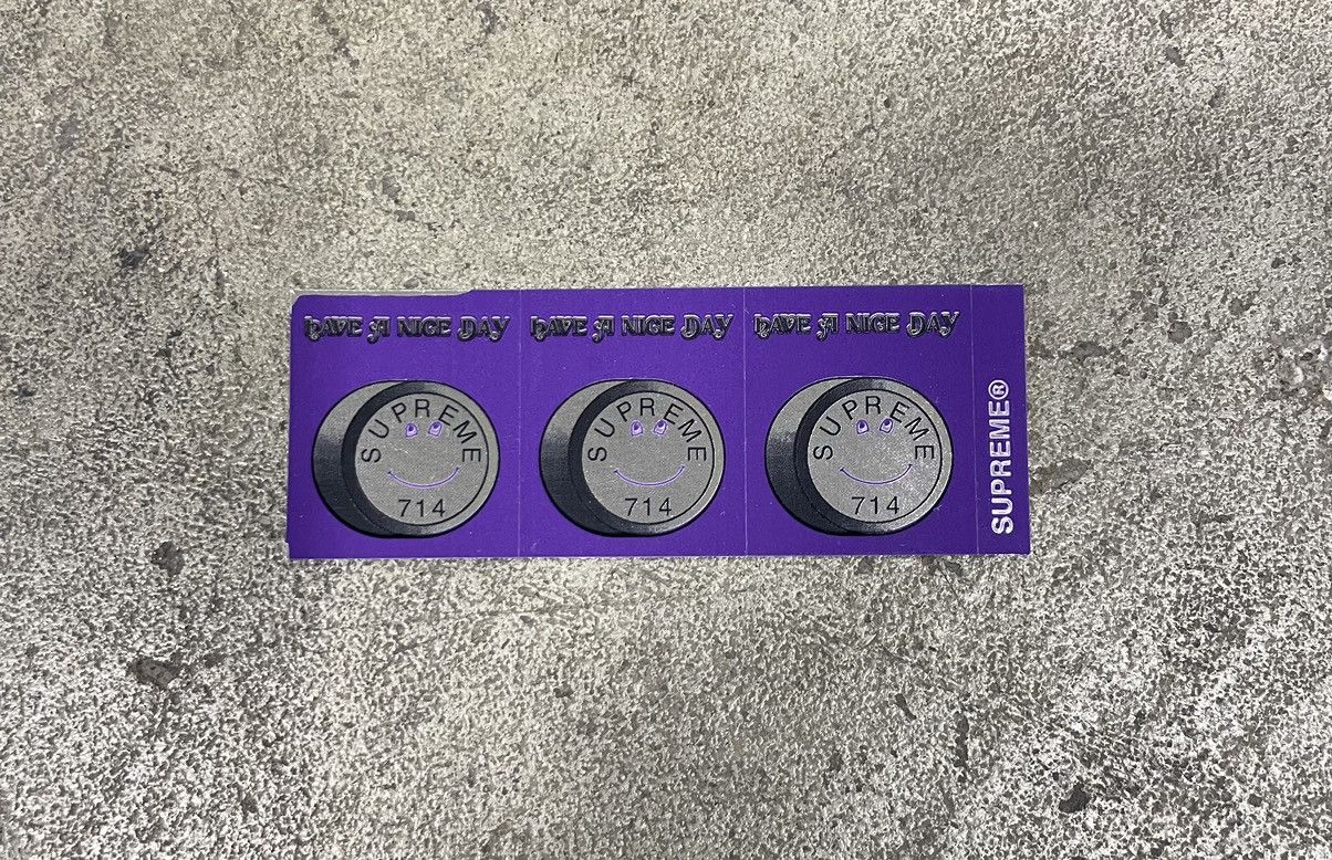 Supreme Supreme Lude Have a Nice Day Sticker Size ONE SIZE - 2 Thumbnail