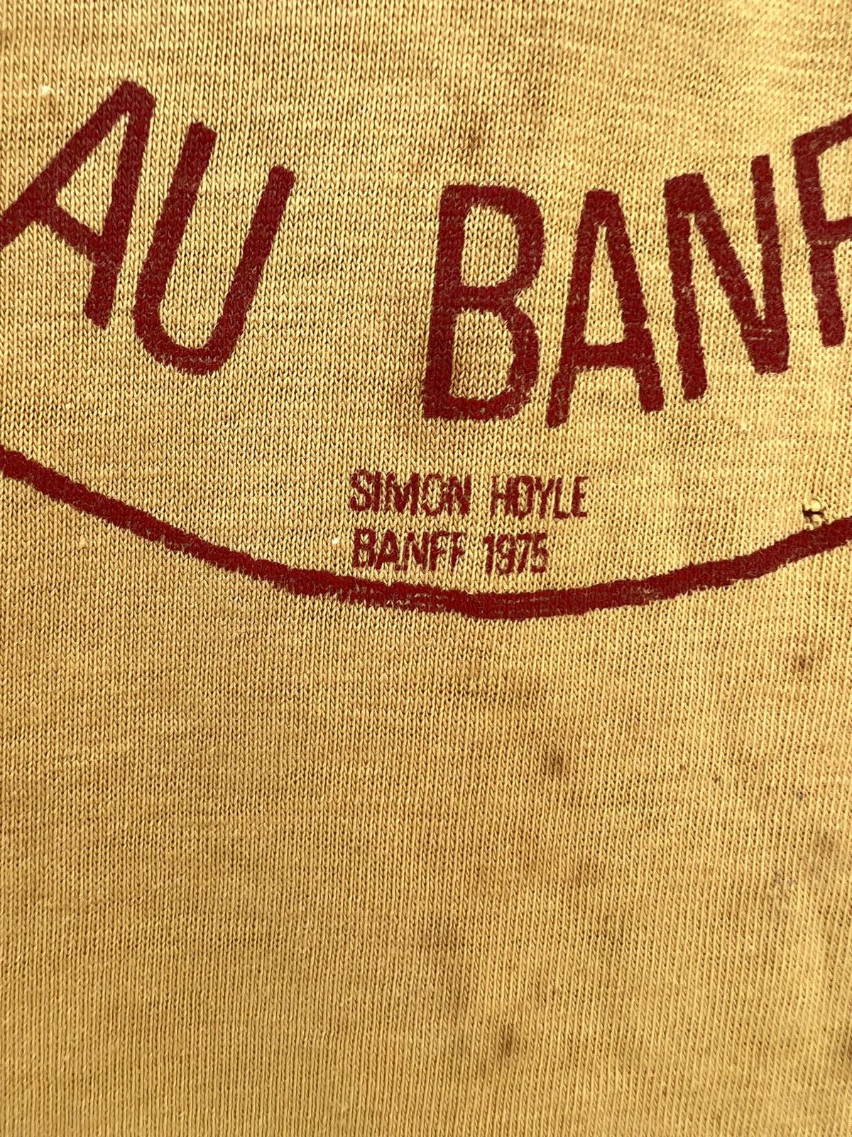 Vintage Trashed Vintage 1975 Simon Hoyle Made in Banff, Canada tees Size US M / EU 48-50 / 2 - 7 Thumbnail