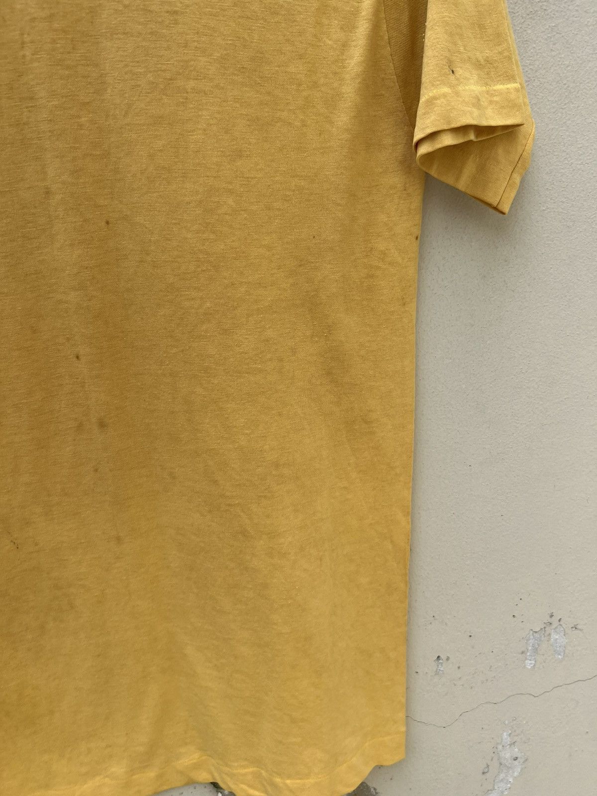 Vintage Trashed Vintage 1975 Simon Hoyle Made in Banff, Canada tees Size US M / EU 48-50 / 2 - 16 Thumbnail