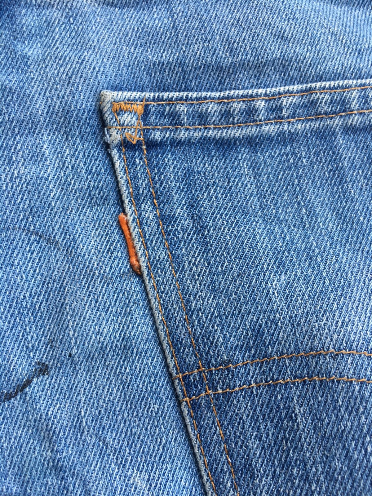 Levi's Vintage Clothing vintage levi’s oren tag button no #8 Size US 33 - 11 Thumbnail