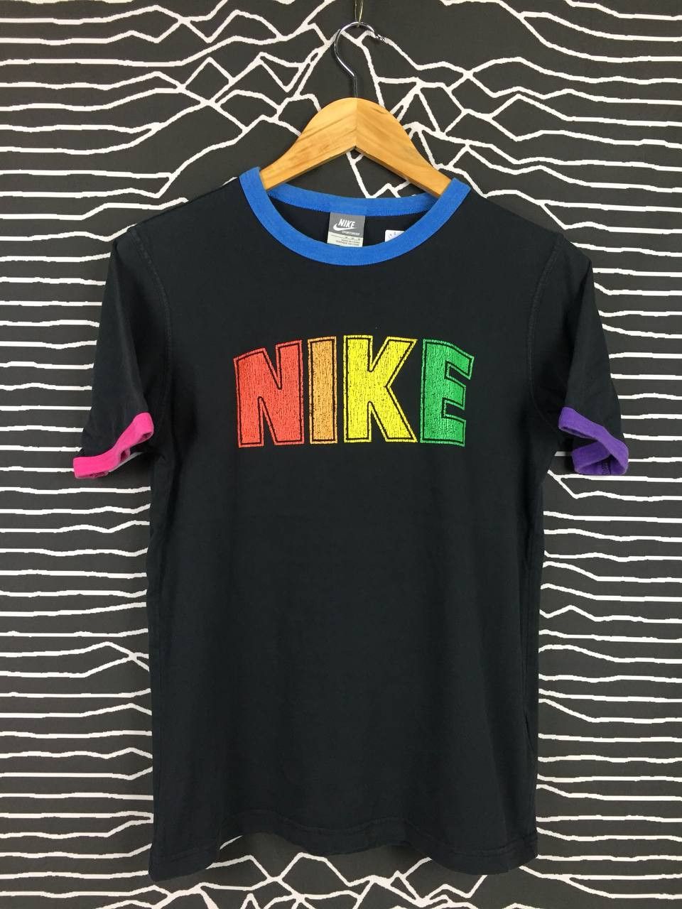 Nike Nike Block Rainbow Spell Out Streetwear Ringer Tee Size US M / EU 48-50 / 2 - 1 Thumbnail