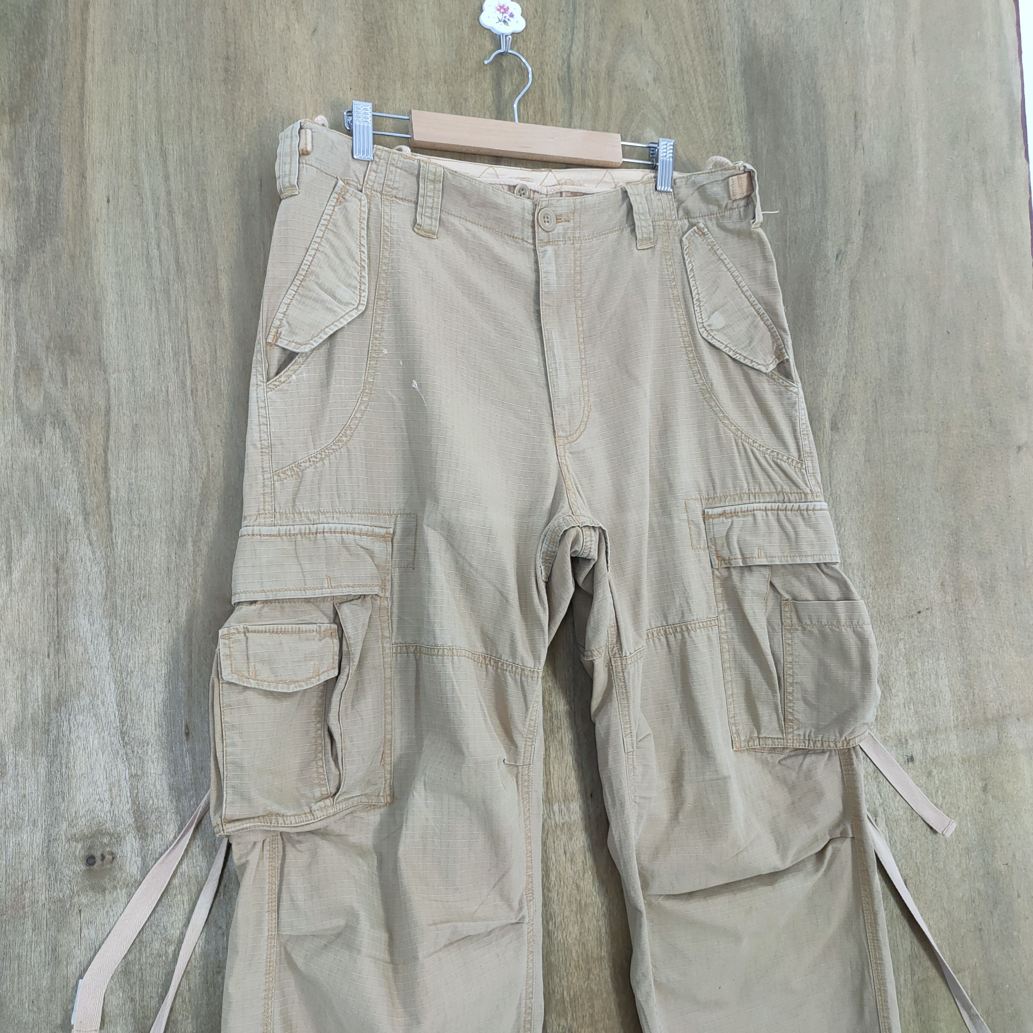 Japanese Brand VINTAGE JAPANESE FADED BONDAGE CARGO PANTS Size US 36 / EU 52 - 7 Thumbnail