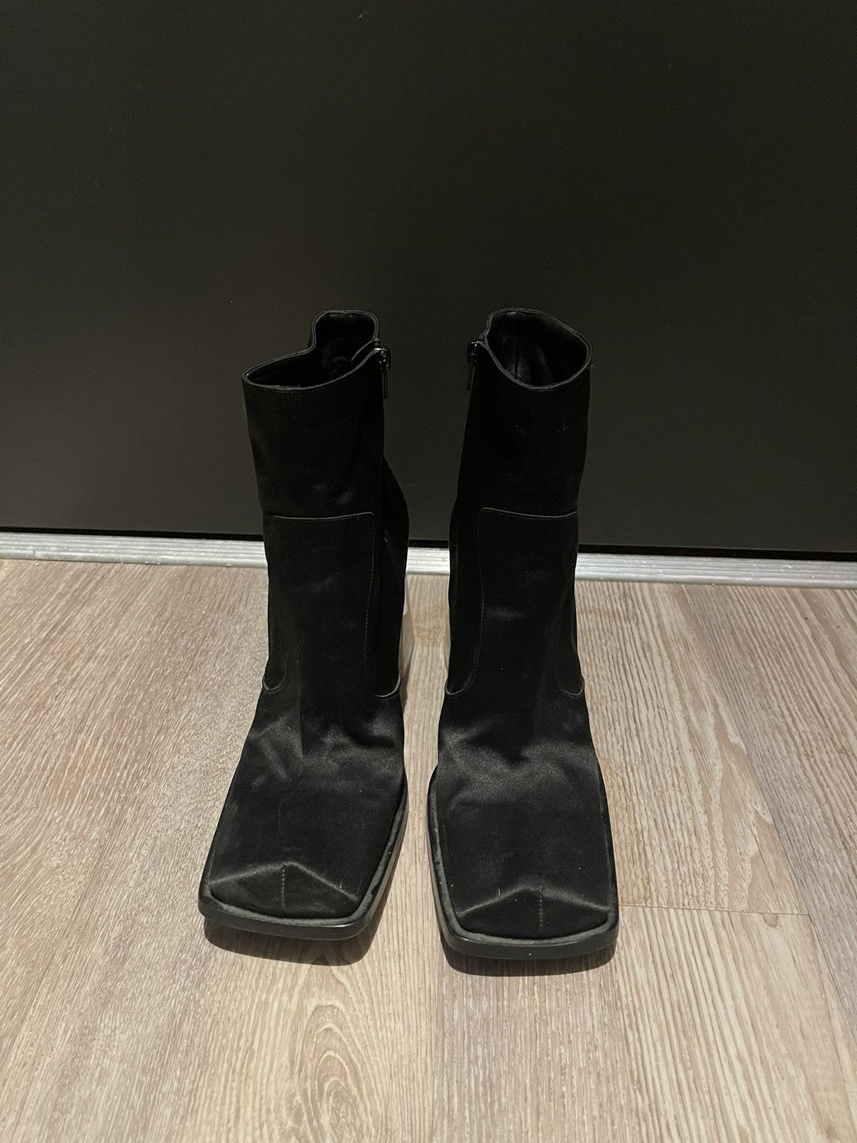 Maison margiela discount rose boots