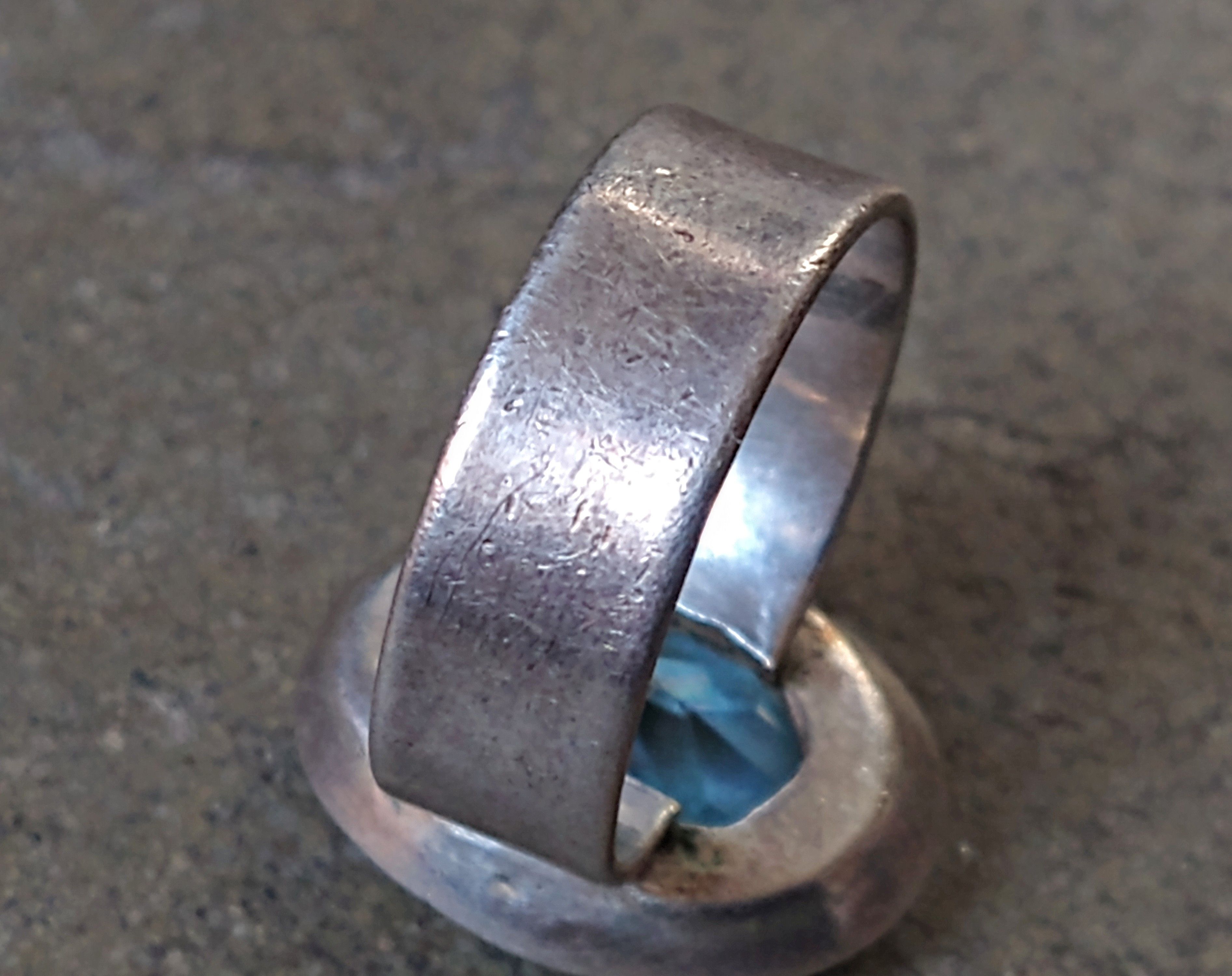 Jewelry Vintage Sterling Silver Ring Size 7.5 Blue Topaz Oval Size ONE SIZE - 5 Thumbnail