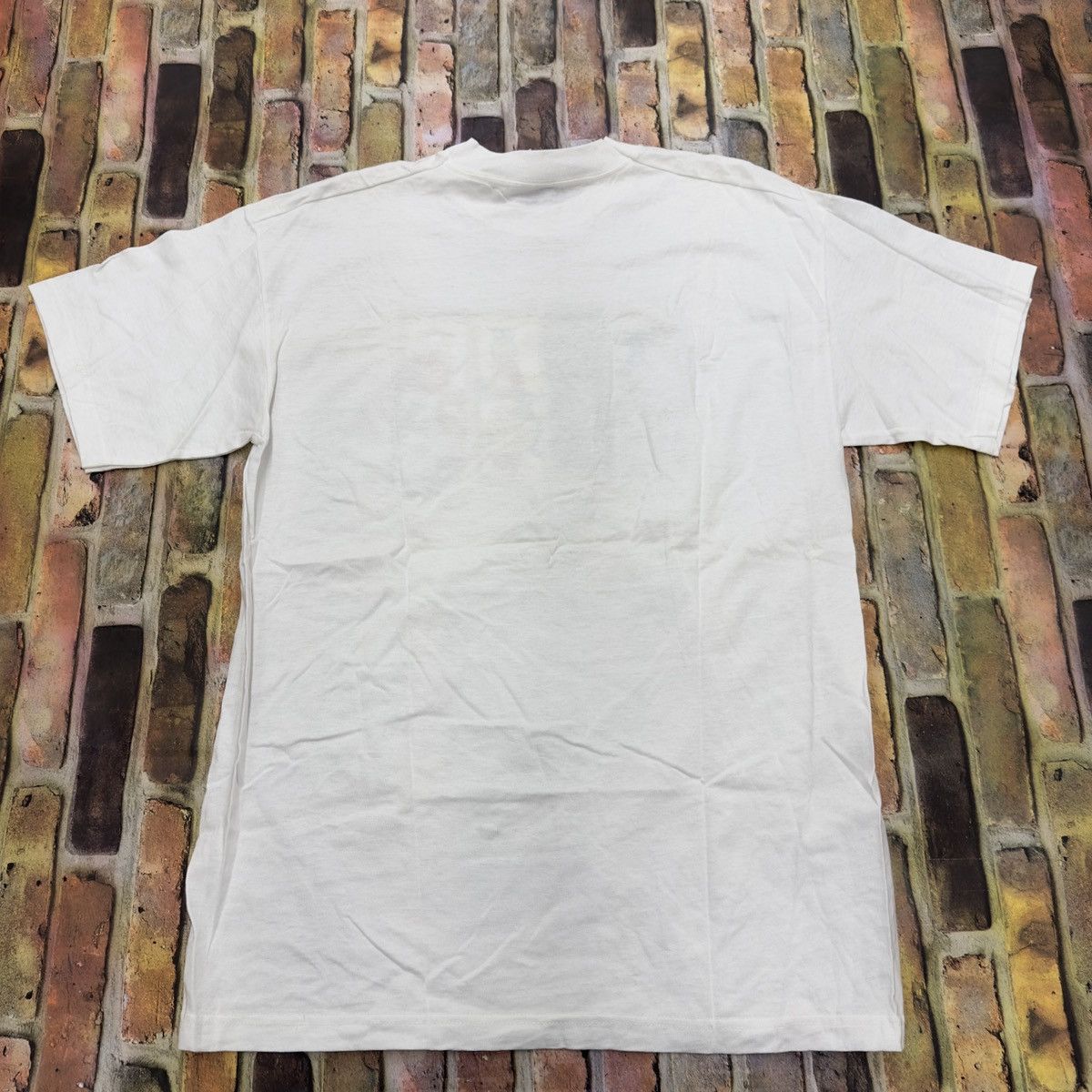 Vintage Vintage Berlin Wall tee Size US L / EU 52-54 / 3 - 2 Thumbnail