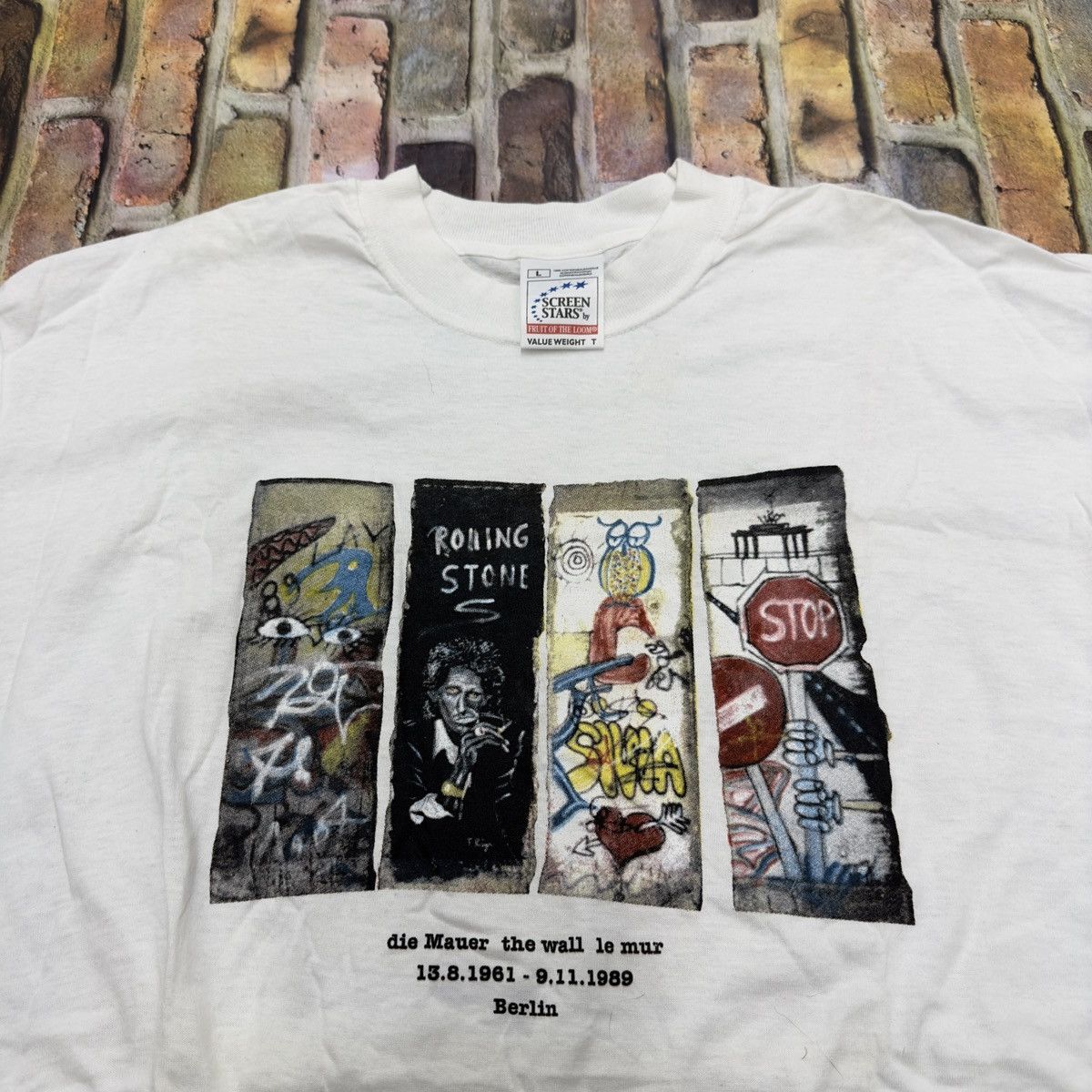 Vintage Vintage Berlin Wall tee Size US L / EU 52-54 / 3 - 3 Thumbnail