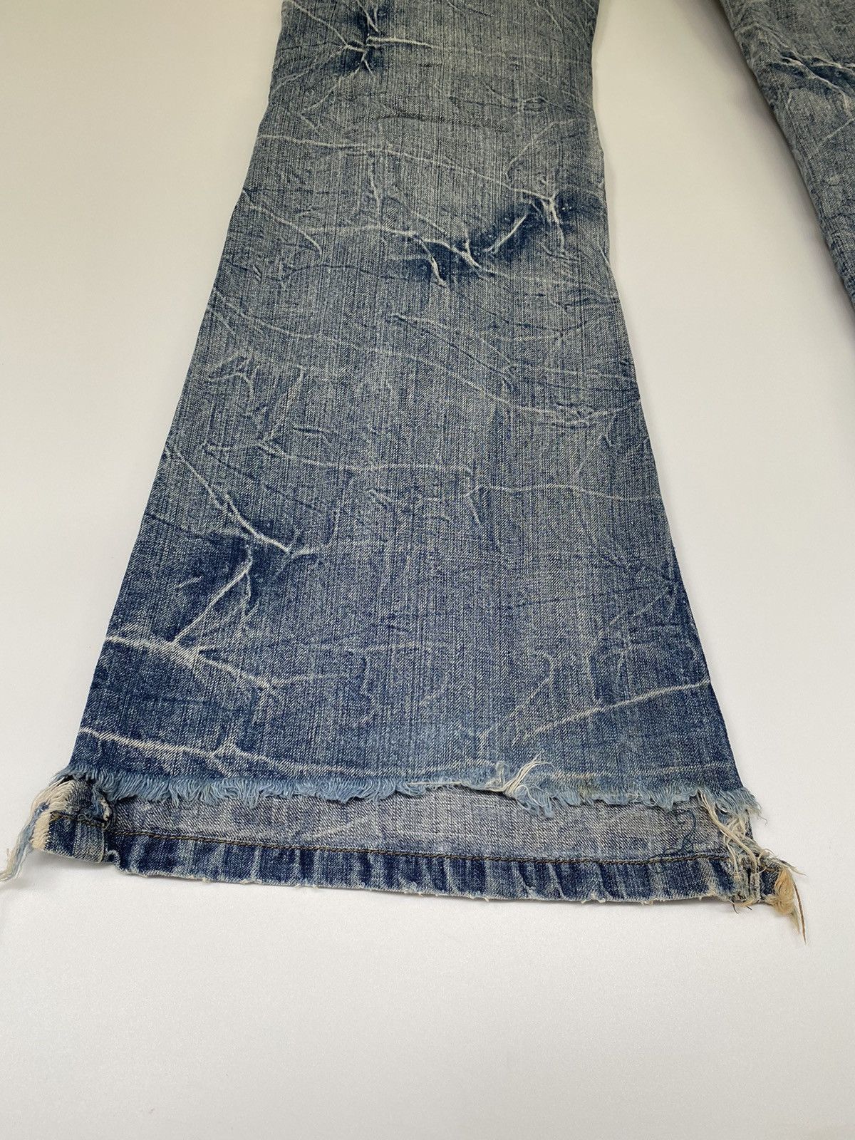 Japanese Brand DEVIL BEAN’S DISTRESSED FLARED BOOTCUT JAPANESE DENIM JEANS Size 34" / US 12 / IT 48 - 7 Thumbnail