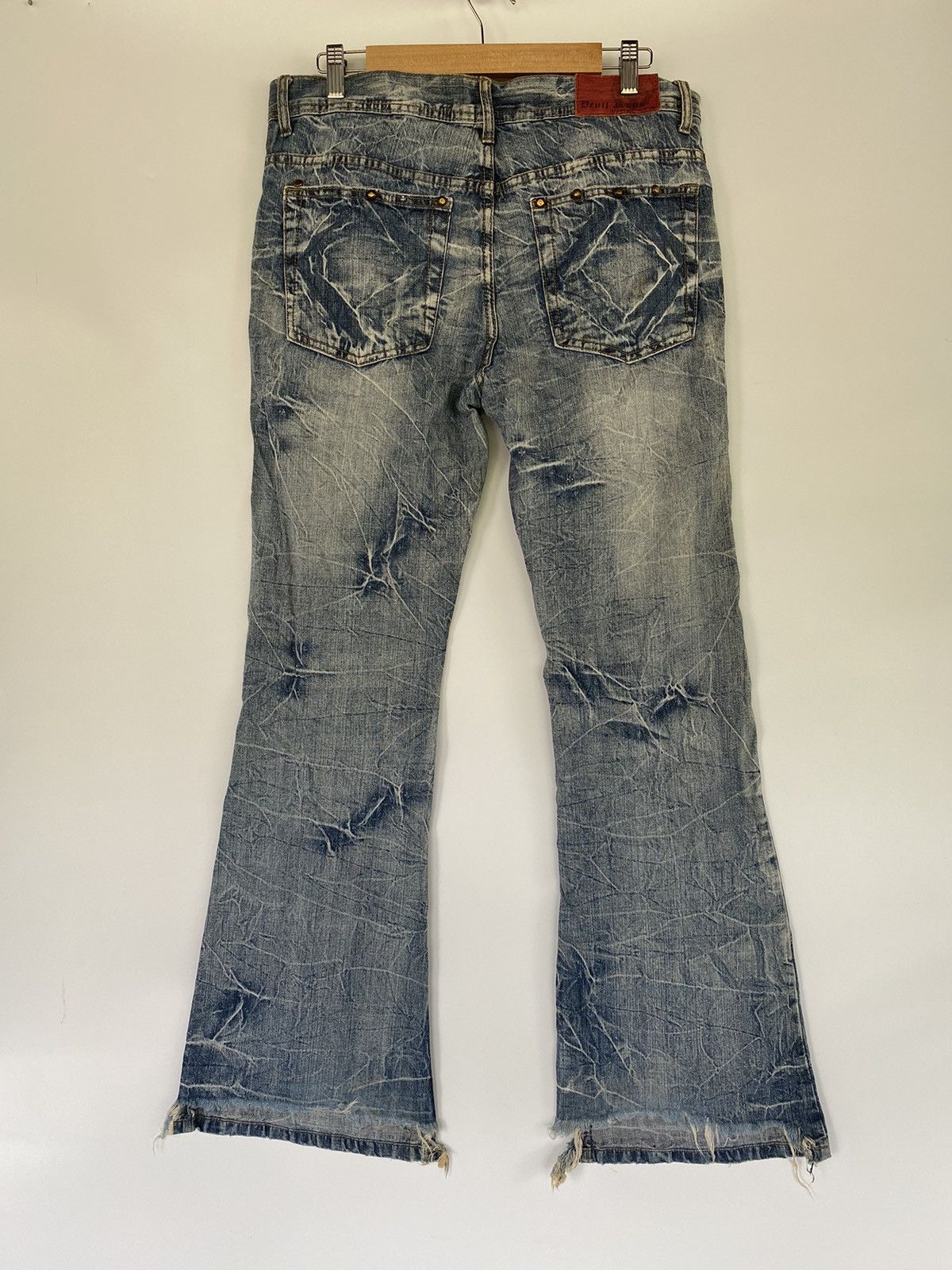 Japanese Brand DEVIL BEAN’S DISTRESSED FLARED BOOTCUT JAPANESE DENIM JEANS Size 34" / US 12 / IT 48 - 4 Thumbnail