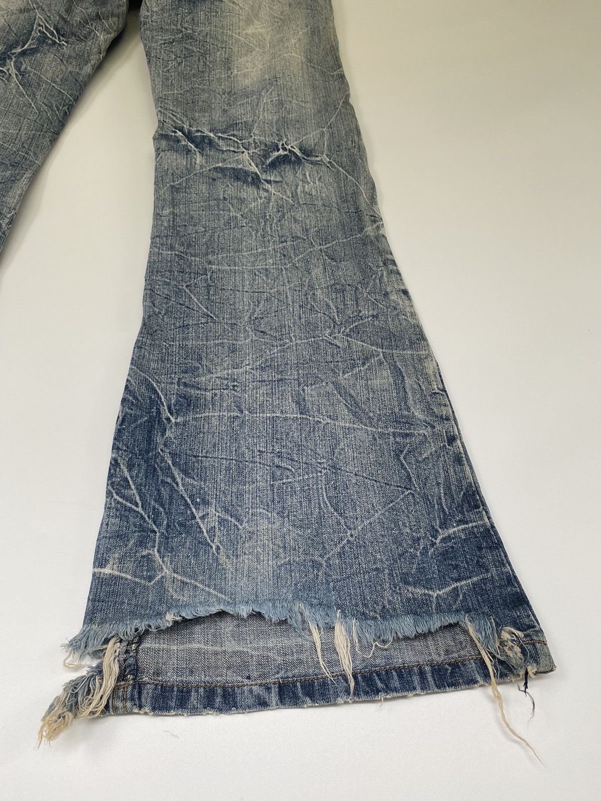 Japanese Brand DEVIL BEAN’S DISTRESSED FLARED BOOTCUT JAPANESE DENIM JEANS Size 34" / US 12 / IT 48 - 8 Thumbnail