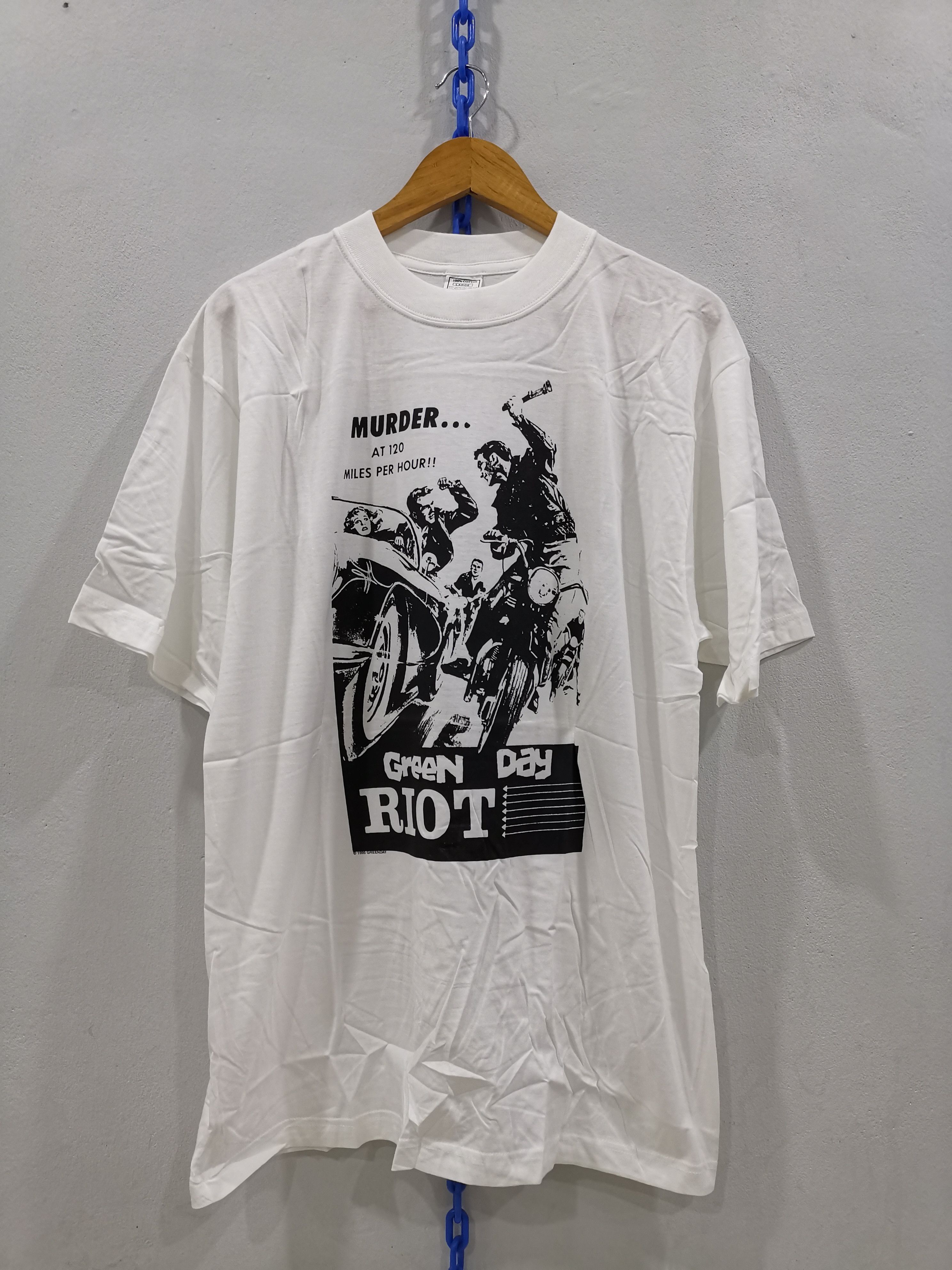 Band Tees × Tour Tee × Vintage VTG Deadstock Green Day RIOT Band Tees × Tour Tee × Vintage VTG Deadstock Green Day RIOT