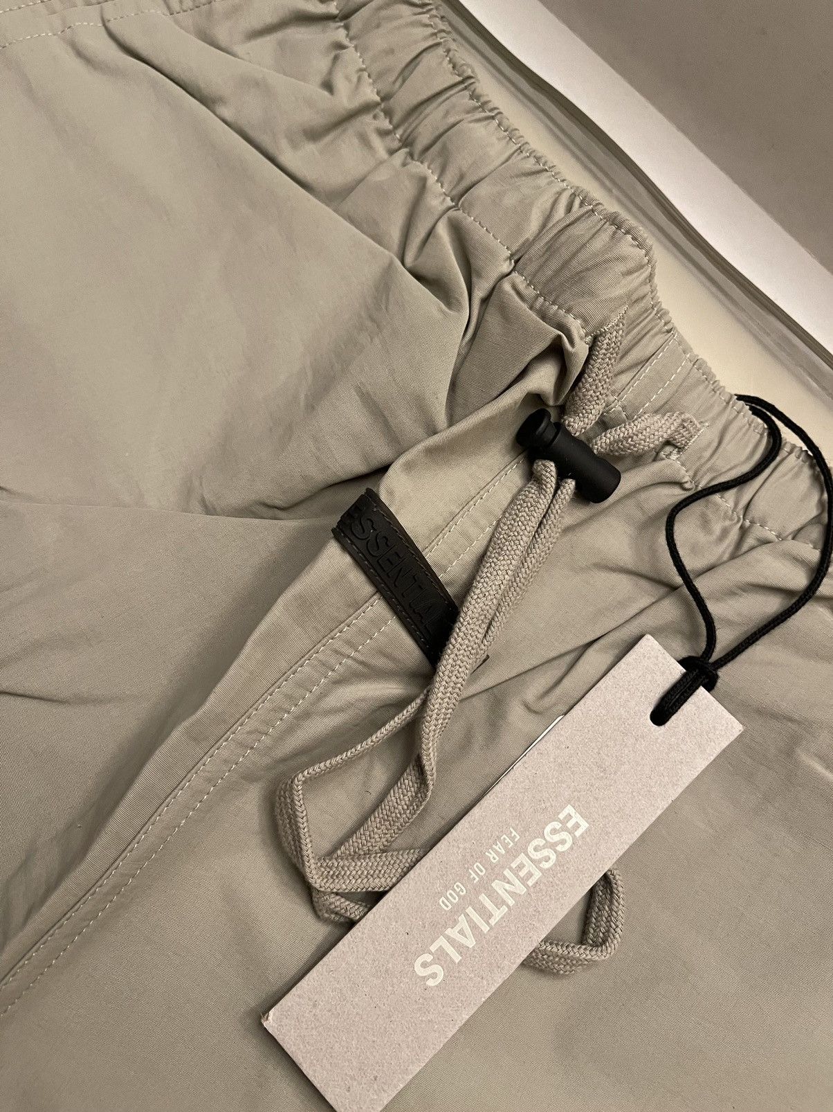 Fear of God FoG - Essentials Fear of God Pistachio Volley Shorts Size XS Size US 30 / EU 46 - 2 Thumbnail