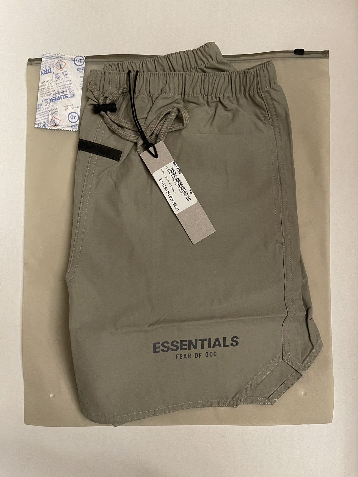 Fear of God FoG - Essentials Fear of God Pistachio Volley Shorts Size XS Size US 30 / EU 46 - 5 Thumbnail