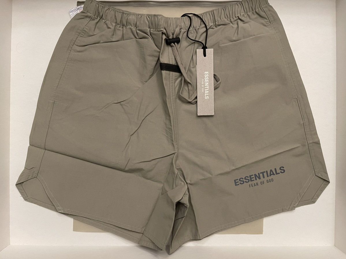 FoG - Essentials Fear of God Pistachio Volley Shorts Size XS