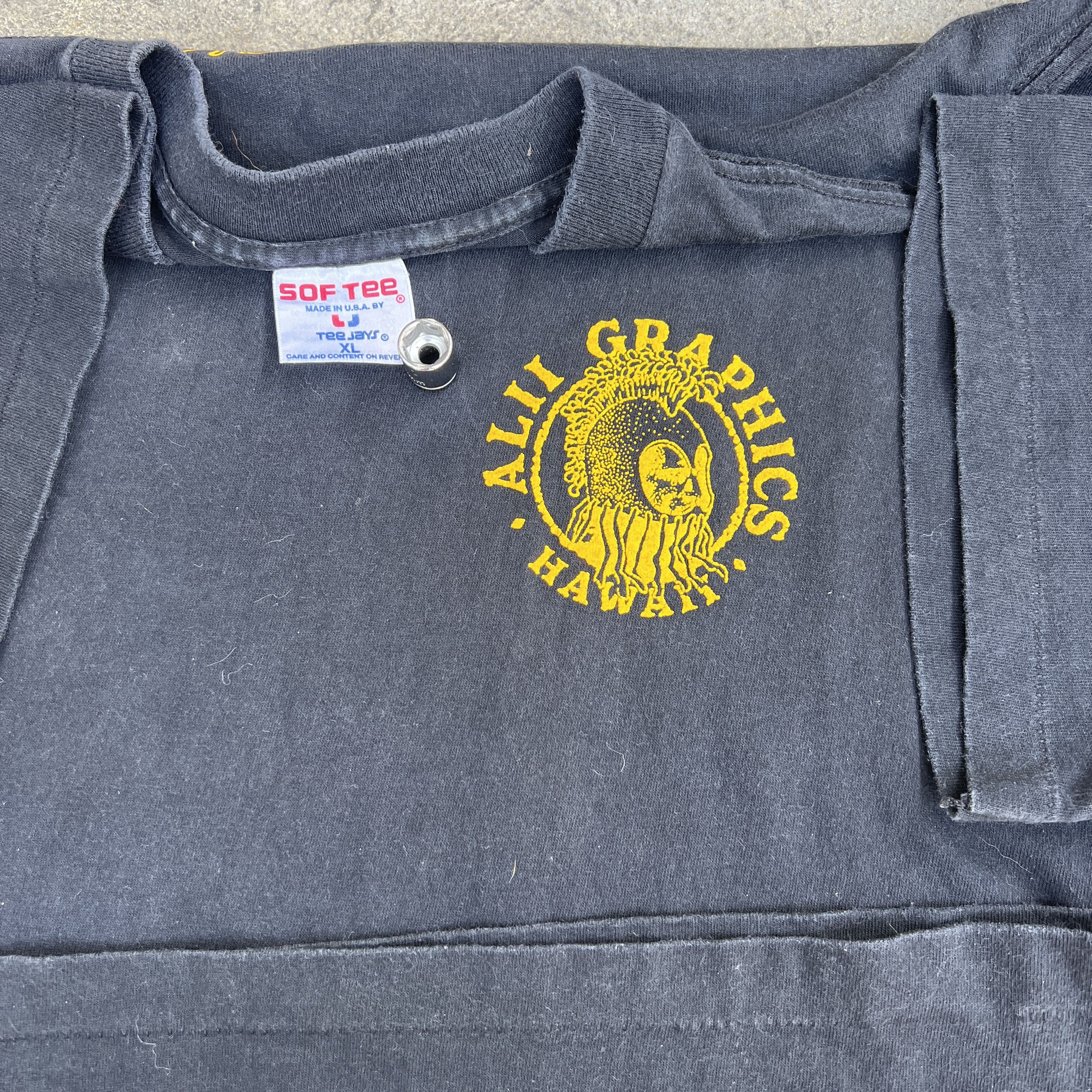 Vintage Vintage 90s Hawaiian Hnite Strength Promo Tee Gold gym Size US XL / EU 56 / 4 - 3 Thumbnail