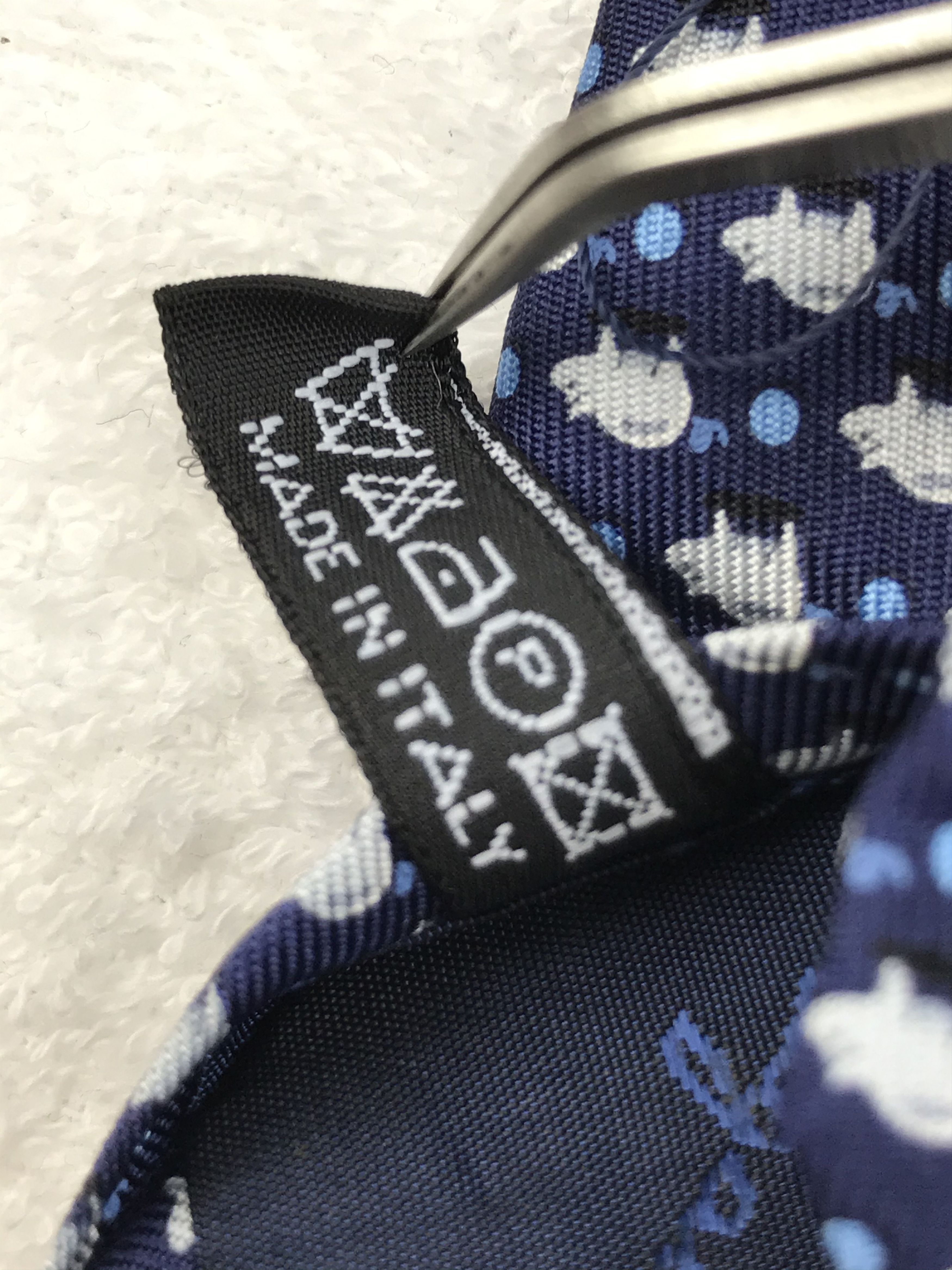 Salvatore Ferragamo × Vintage SF205 Vintage Salvatore Ferragamo Neck tie Pure Silk Size ONE SIZE - 11 Thumbnail