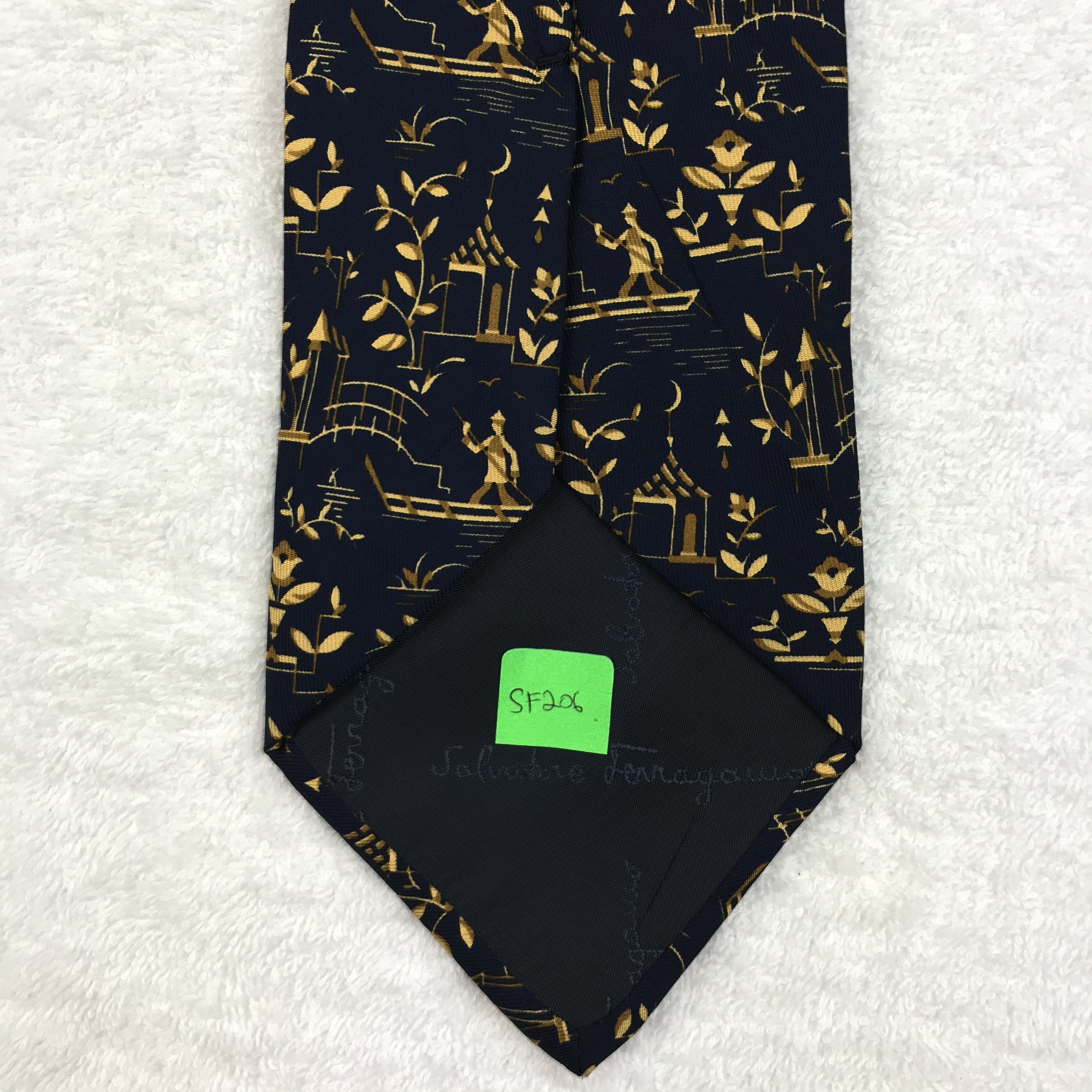 Designer × Salvatore Ferragamo × Vintage SF207 Vintage Salvatore Ferragamo Neck tie Pure Silk Size ONE SIZE - 11 Thumbnail