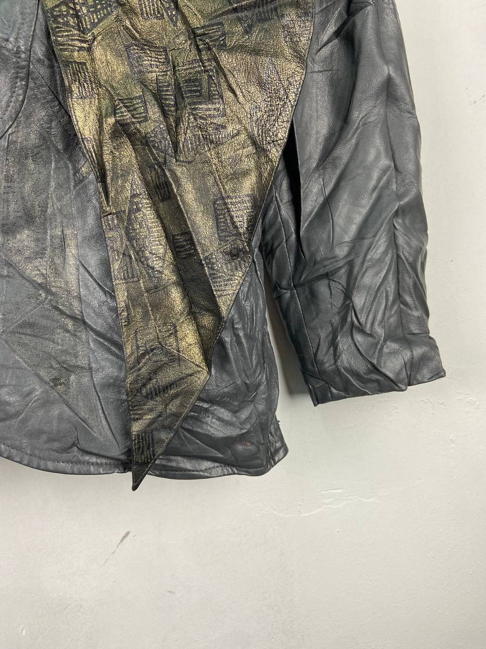 Vera Pelle Vintage 90s Vera Pelle Alain Delon Leather Jacket Art Paisle Size US M / EU 48-50 / 2 - 10 Thumbnail