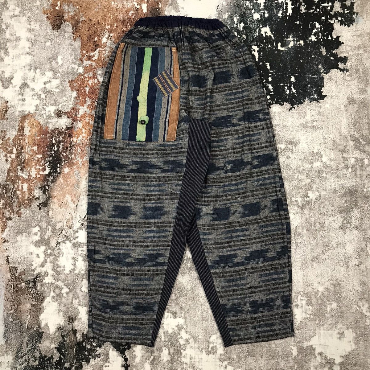 image of Avant Garde x Vintage Japanese Sashiko Pocket Indigo Soft Low Crotch Pants in Blue, Men's (Size 28)