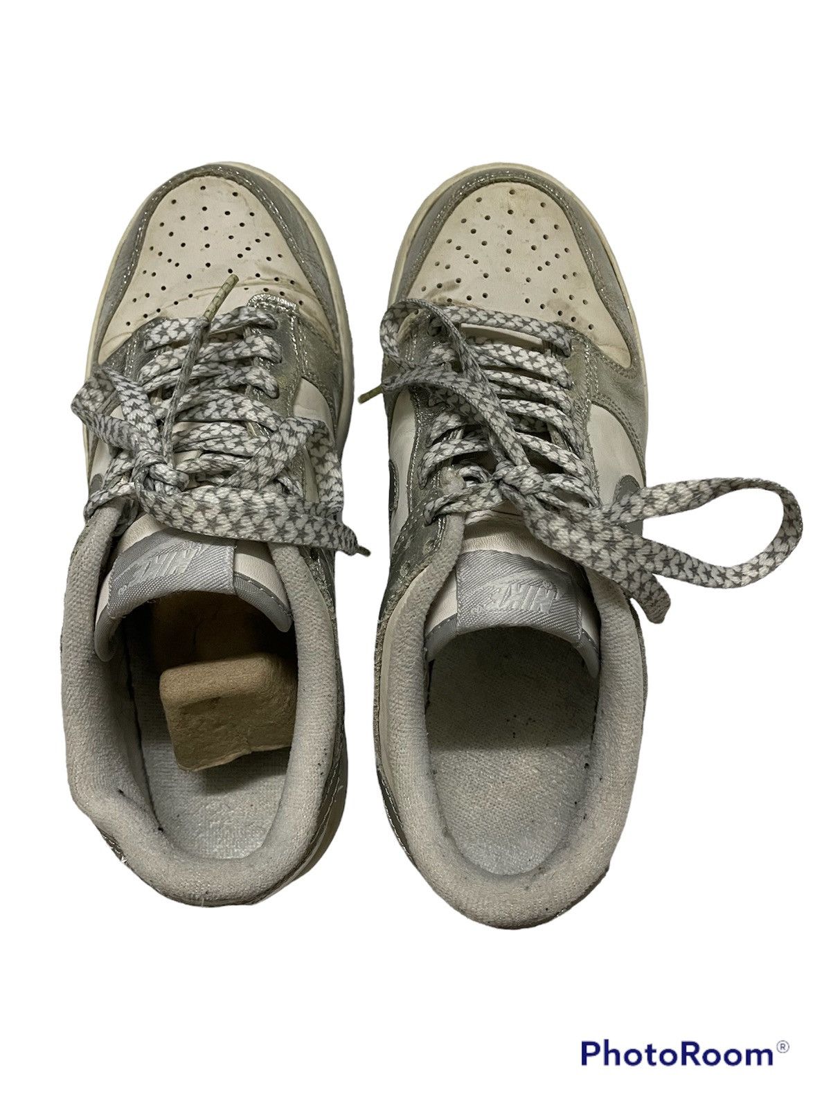 Nike 2010 Nike Dunk Low Metallic Silver No Box Size US 5 / EU 37 - 6 Thumbnail
