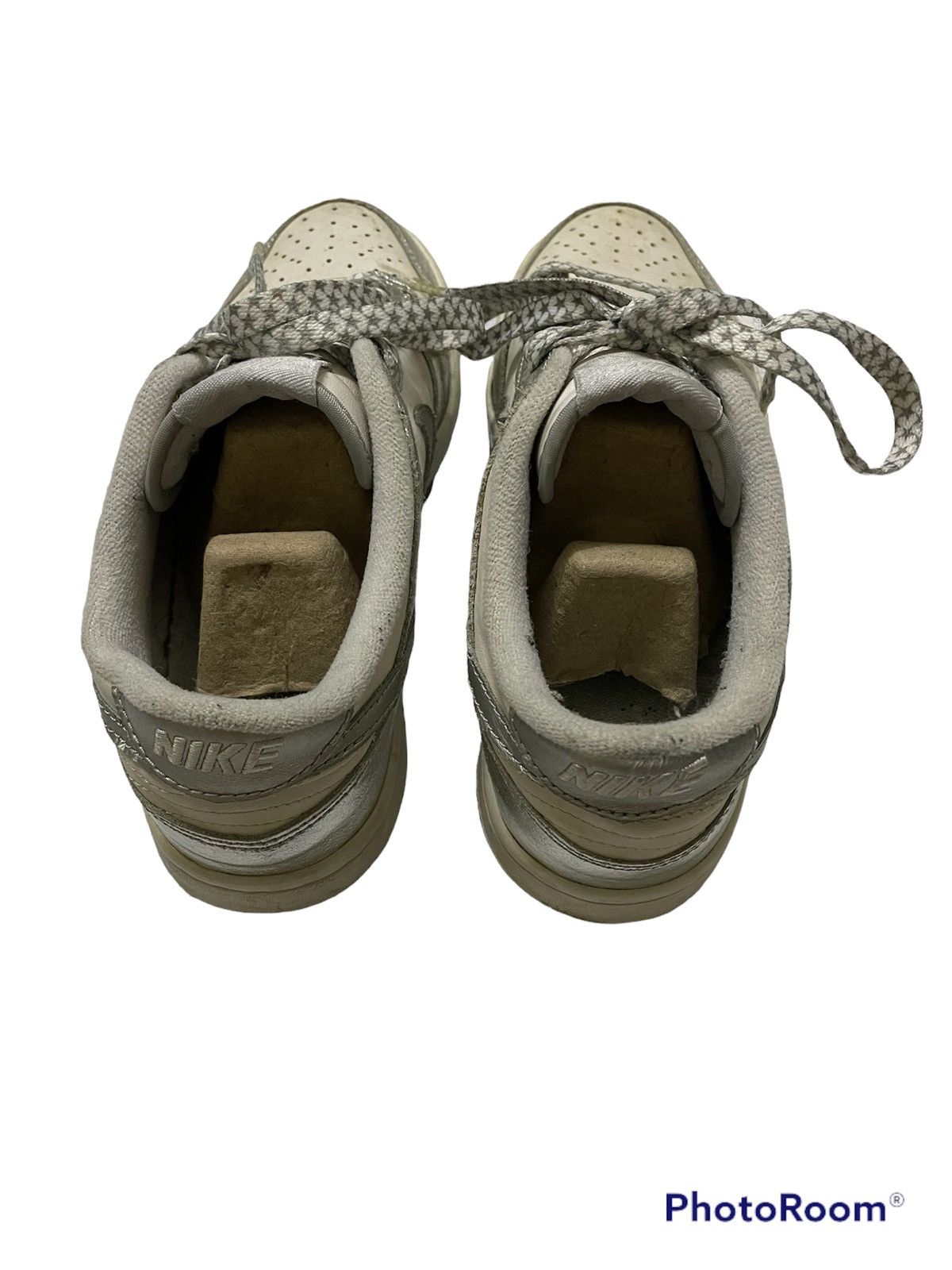 Nike 2010 Nike Dunk Low Metallic Silver No Box Size US 5 / EU 37 - 4 Thumbnail