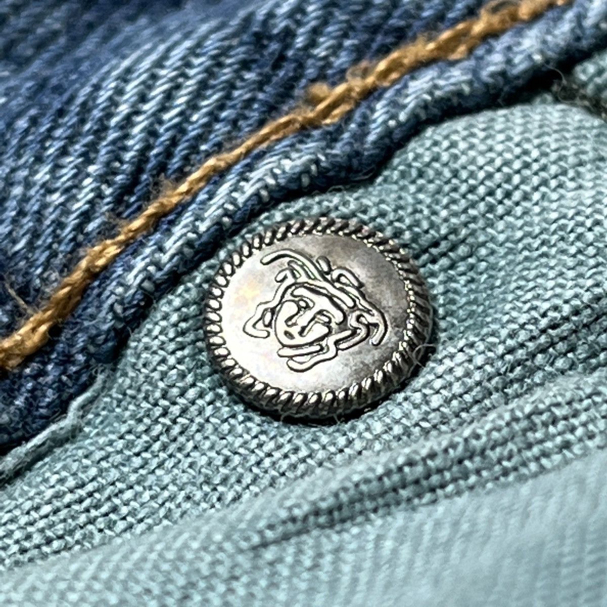 Versace Vintage Versace Denim Jeans Made In Italy Size US 28 / EU 44 - 17 Thumbnail