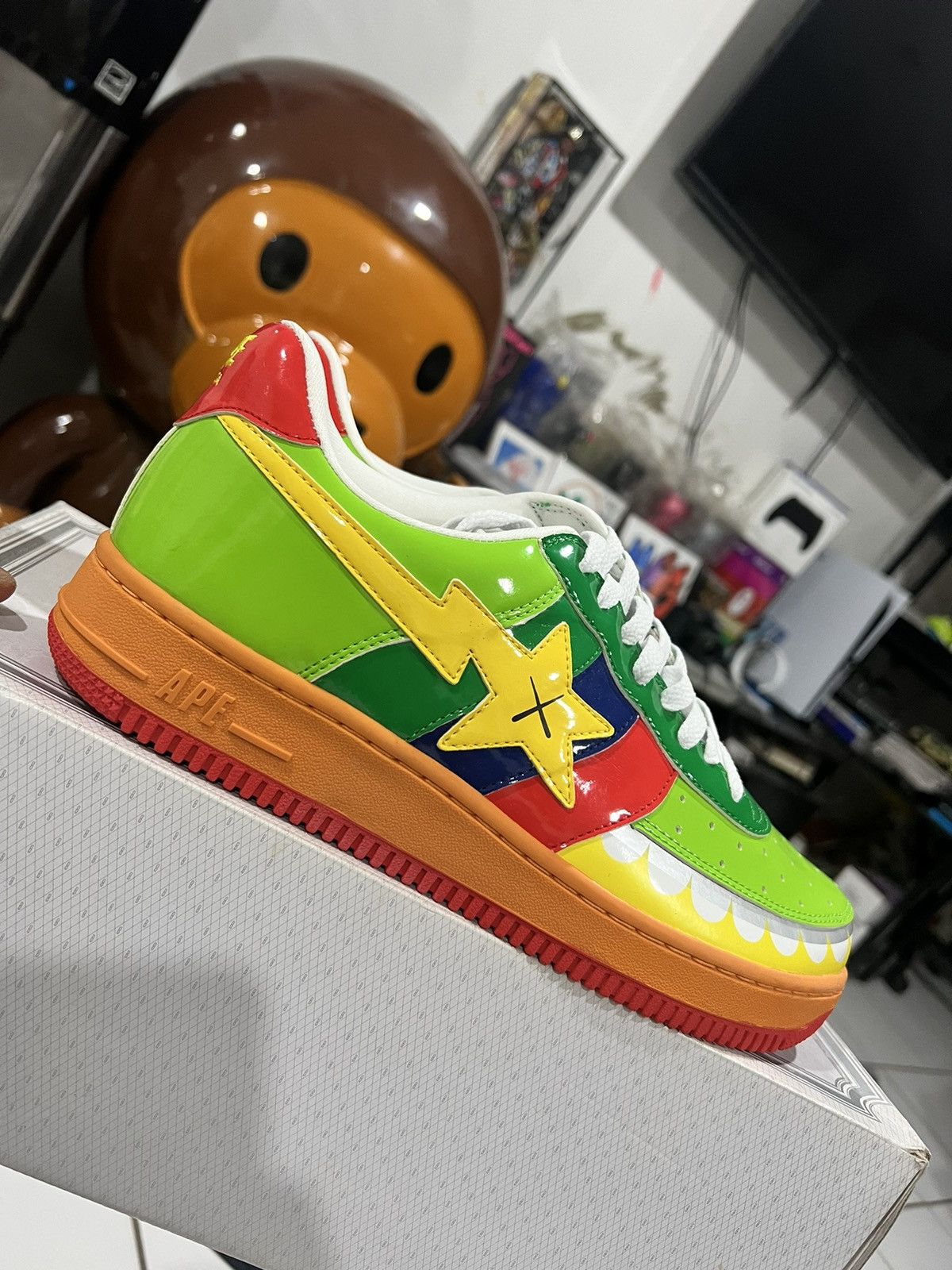 BAPE A BATHING APE x KAWS 2006 CHOPPAS MENS SIZE 11