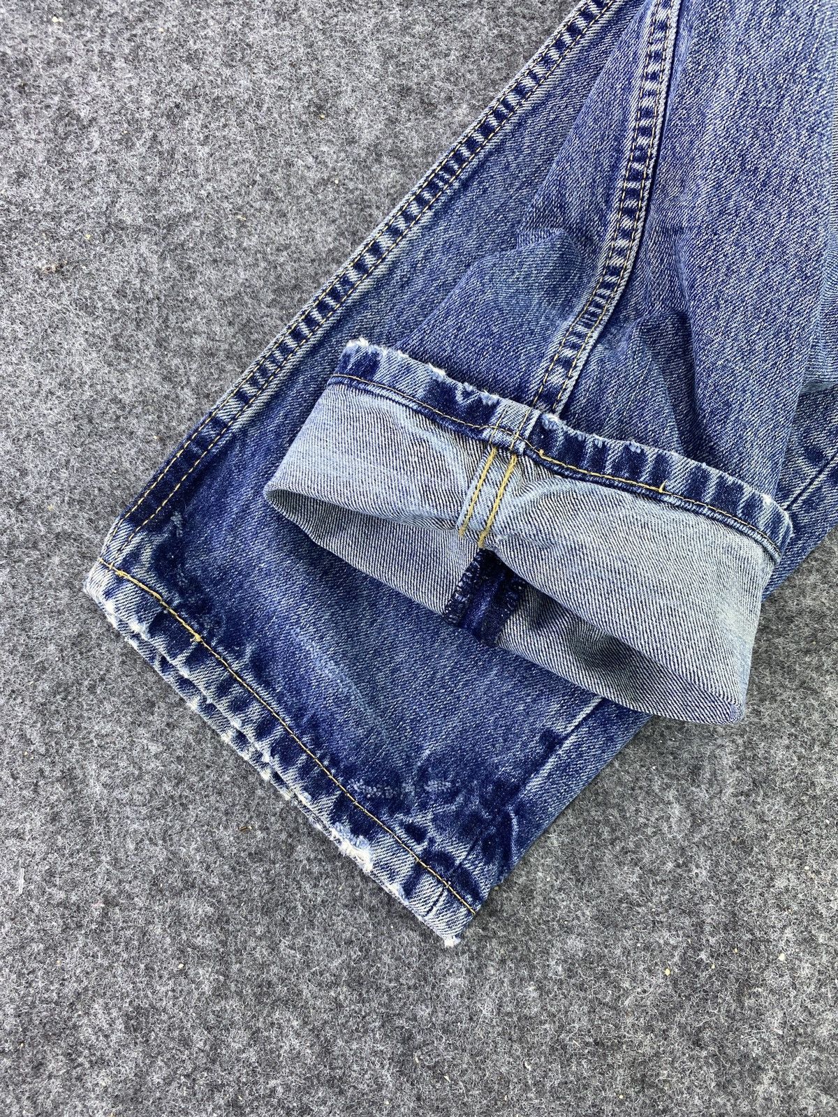 Levi's VINTAGE LEVI'S 511 DISTRESS BLUE WASH JEANS - J604 Size US 36 / EU 52 - 6 Thumbnail